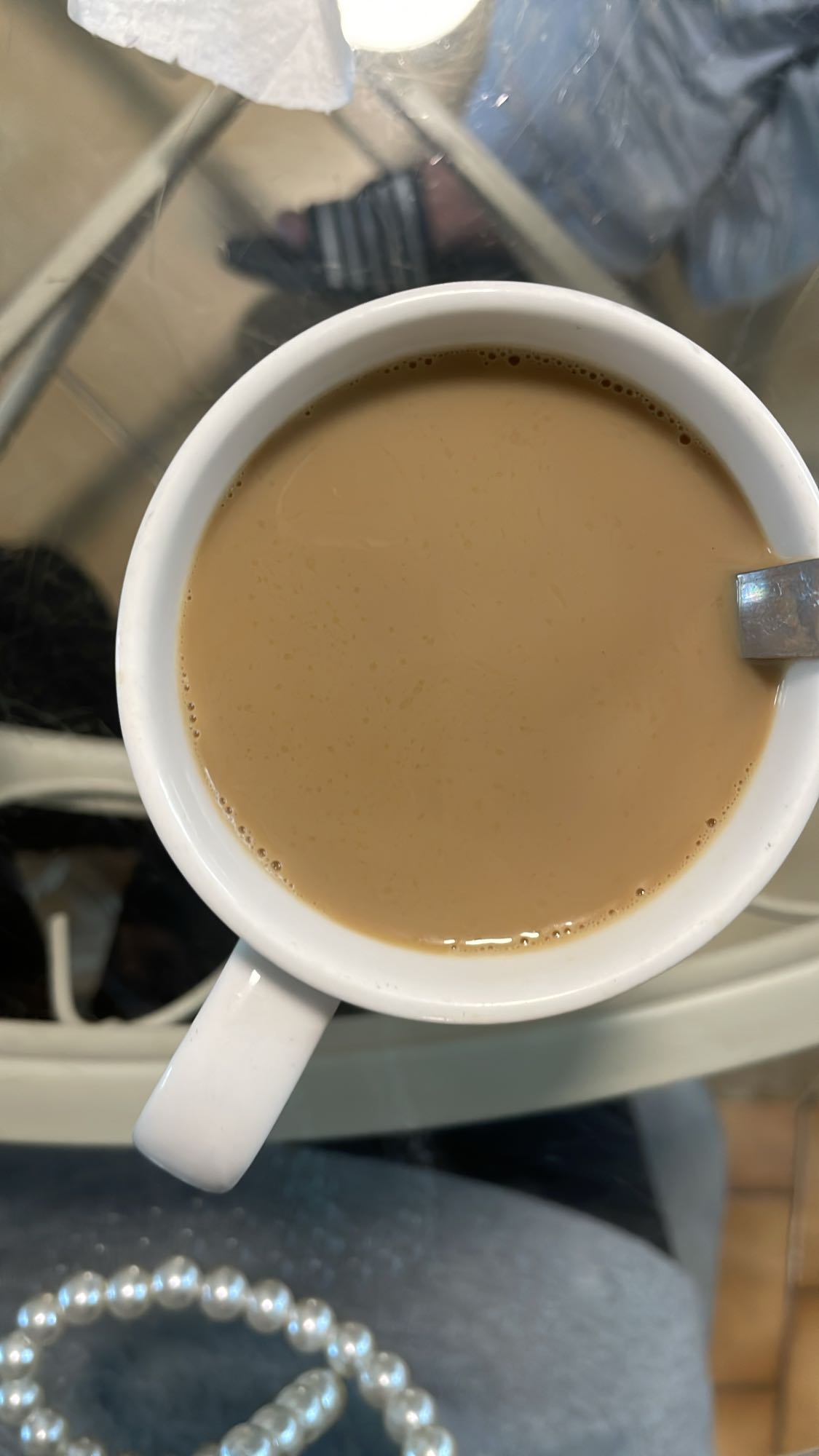 Thé au lait sucré