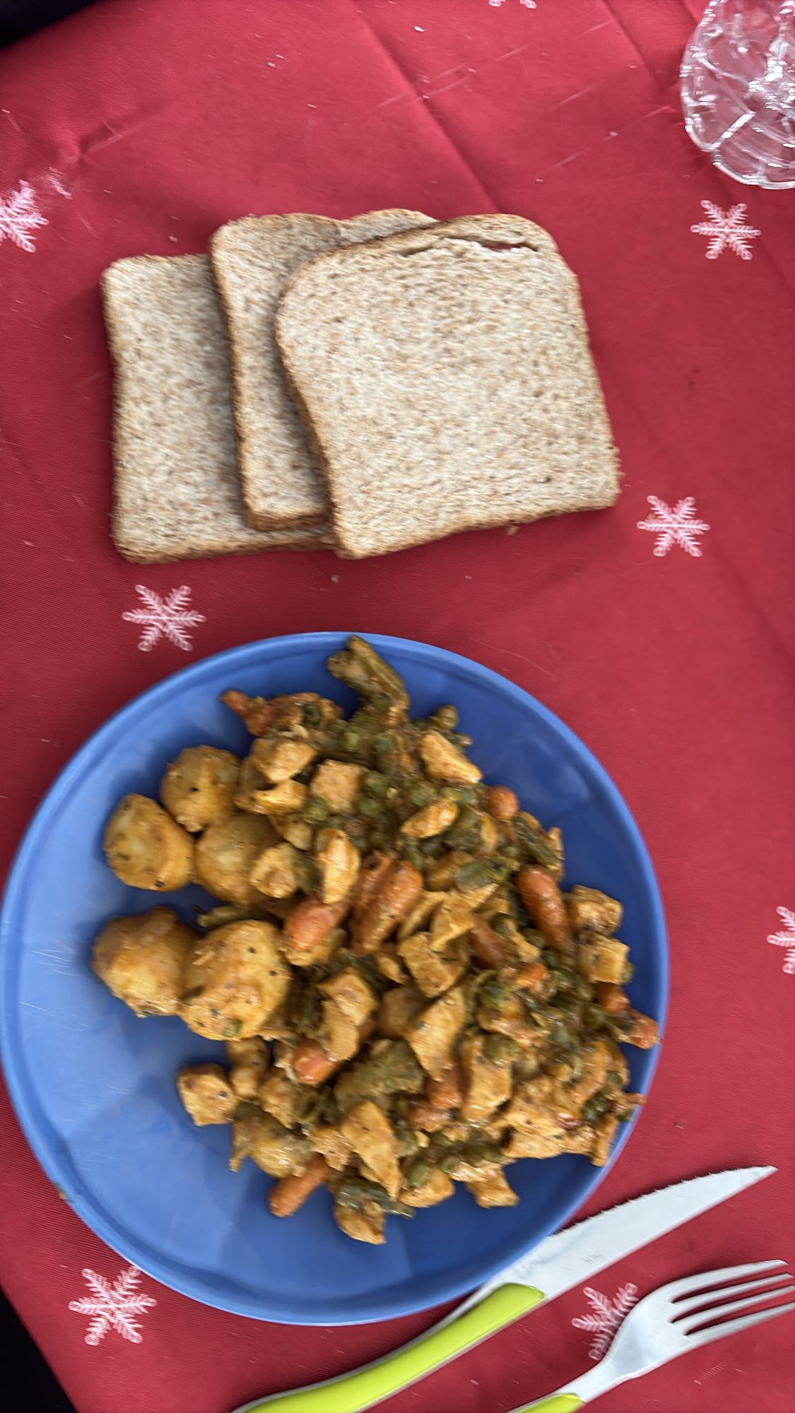 Poulet légumes et pain