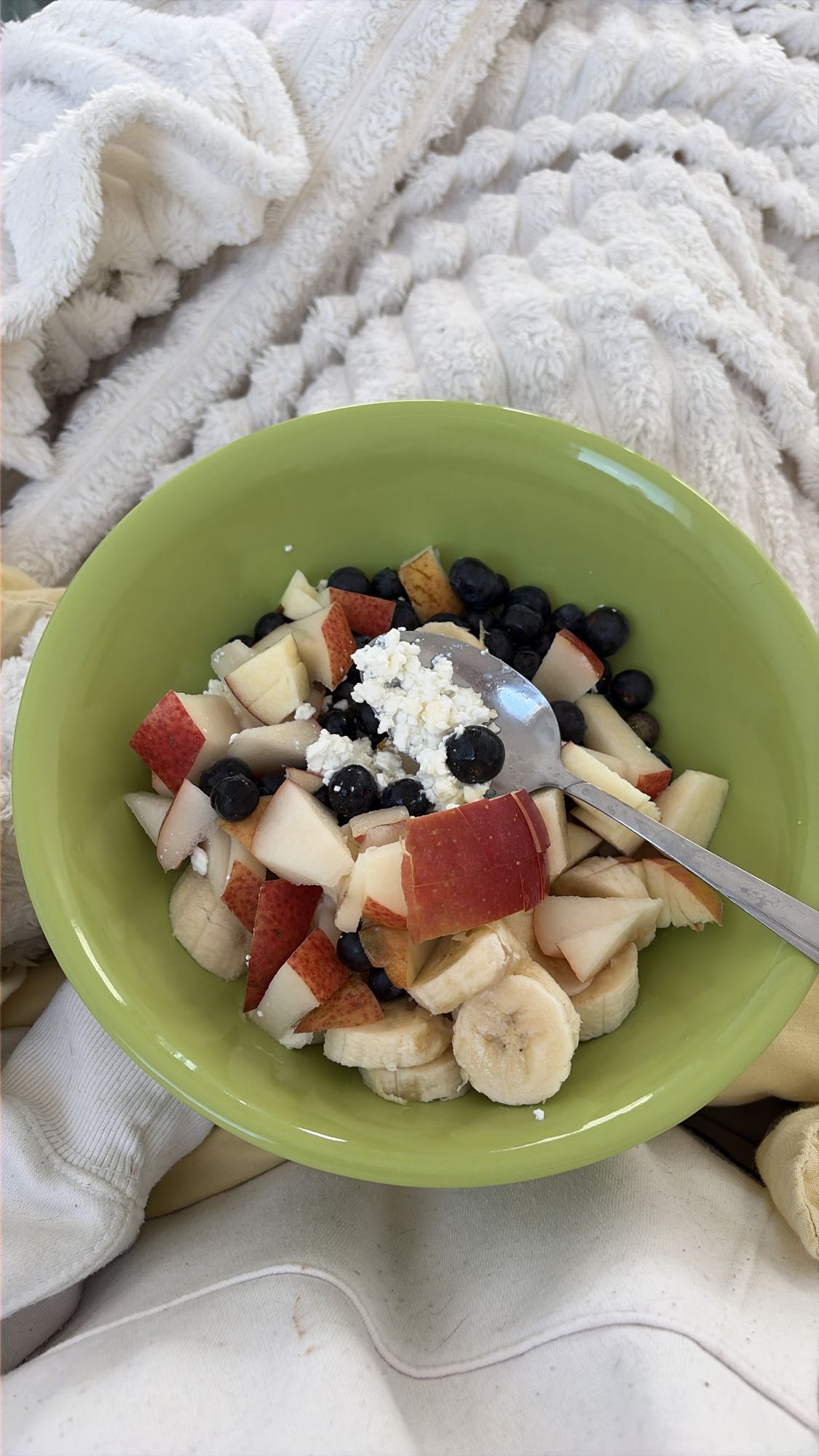 Фруктовая миска с творогом