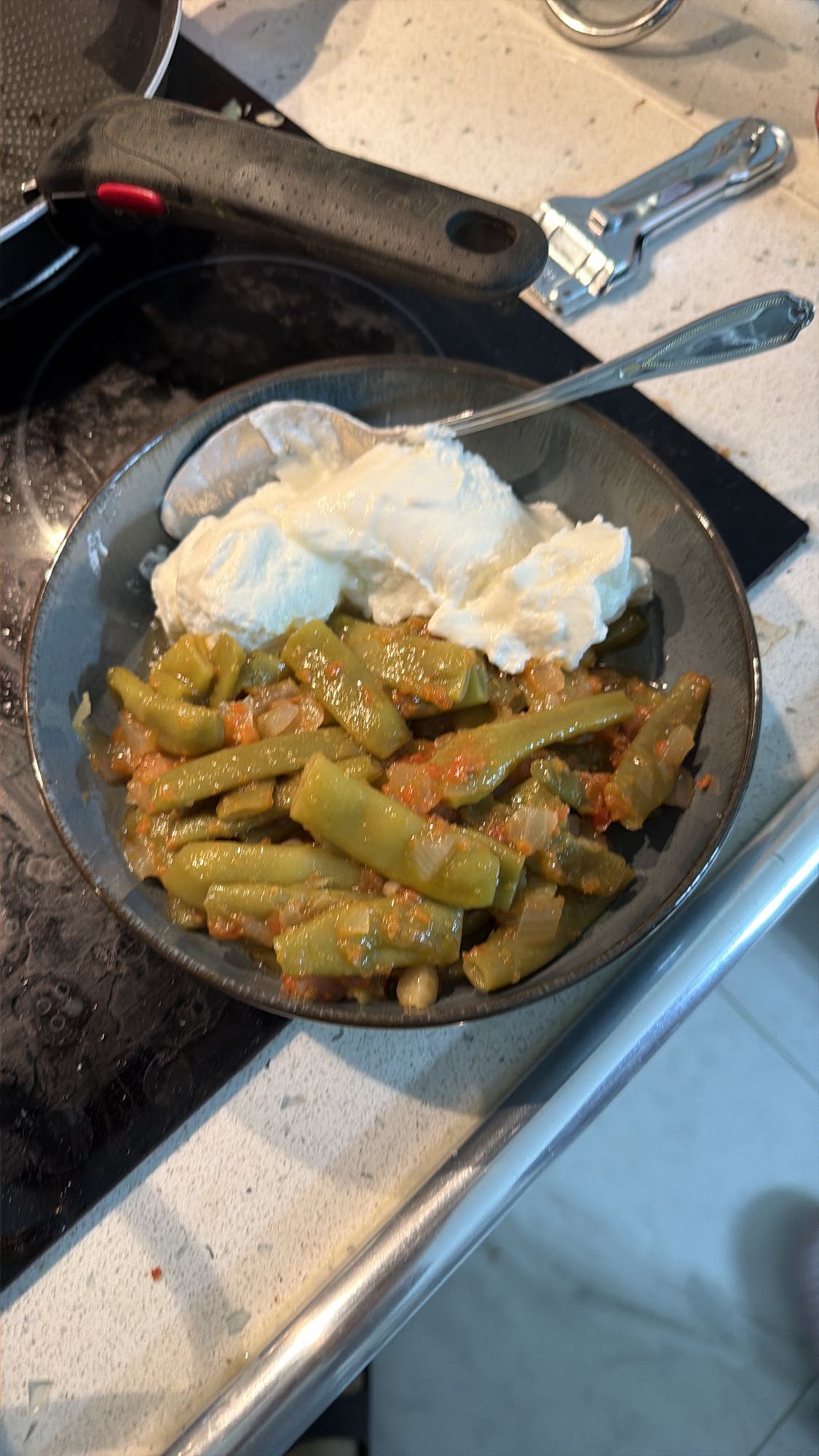 Yoğurtlu taze fasulye