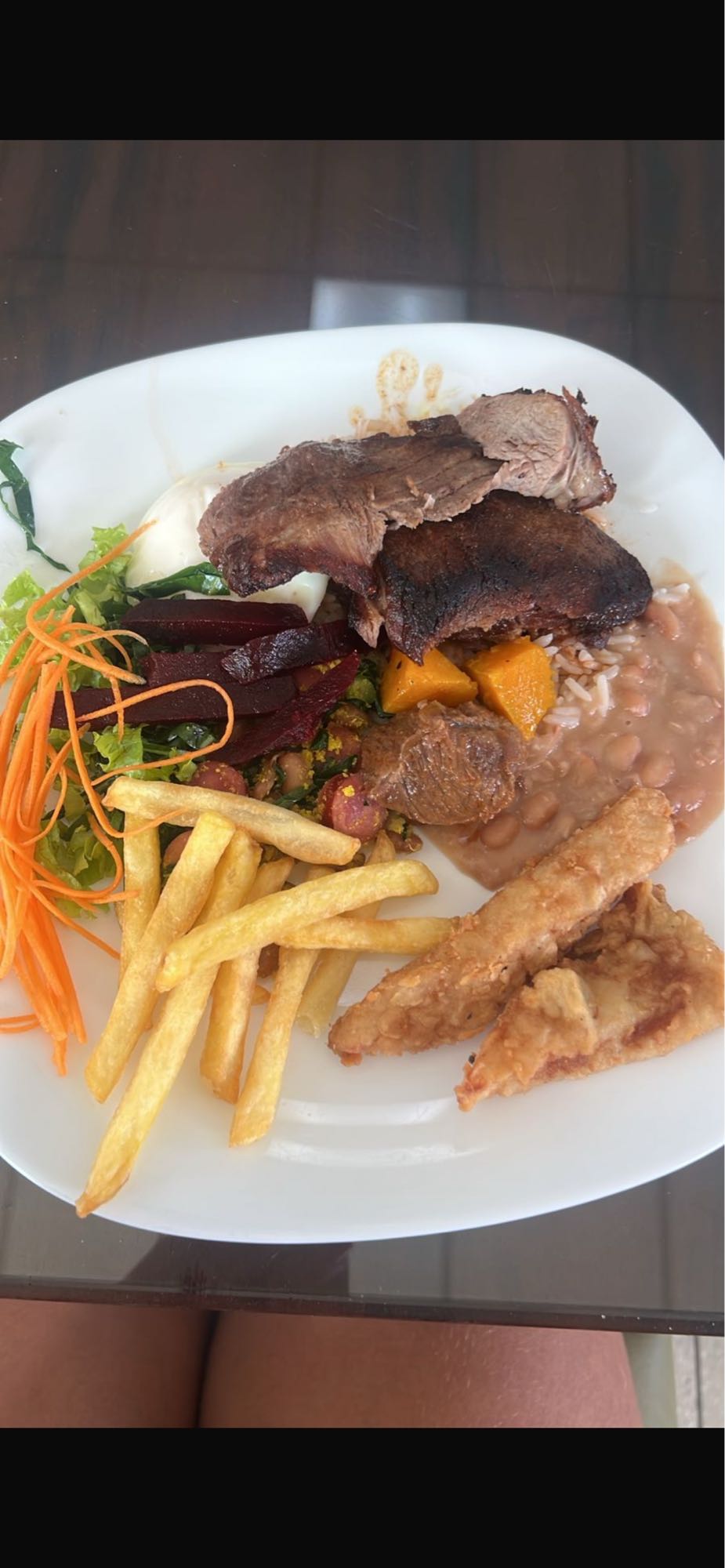 Prato misto com carnes