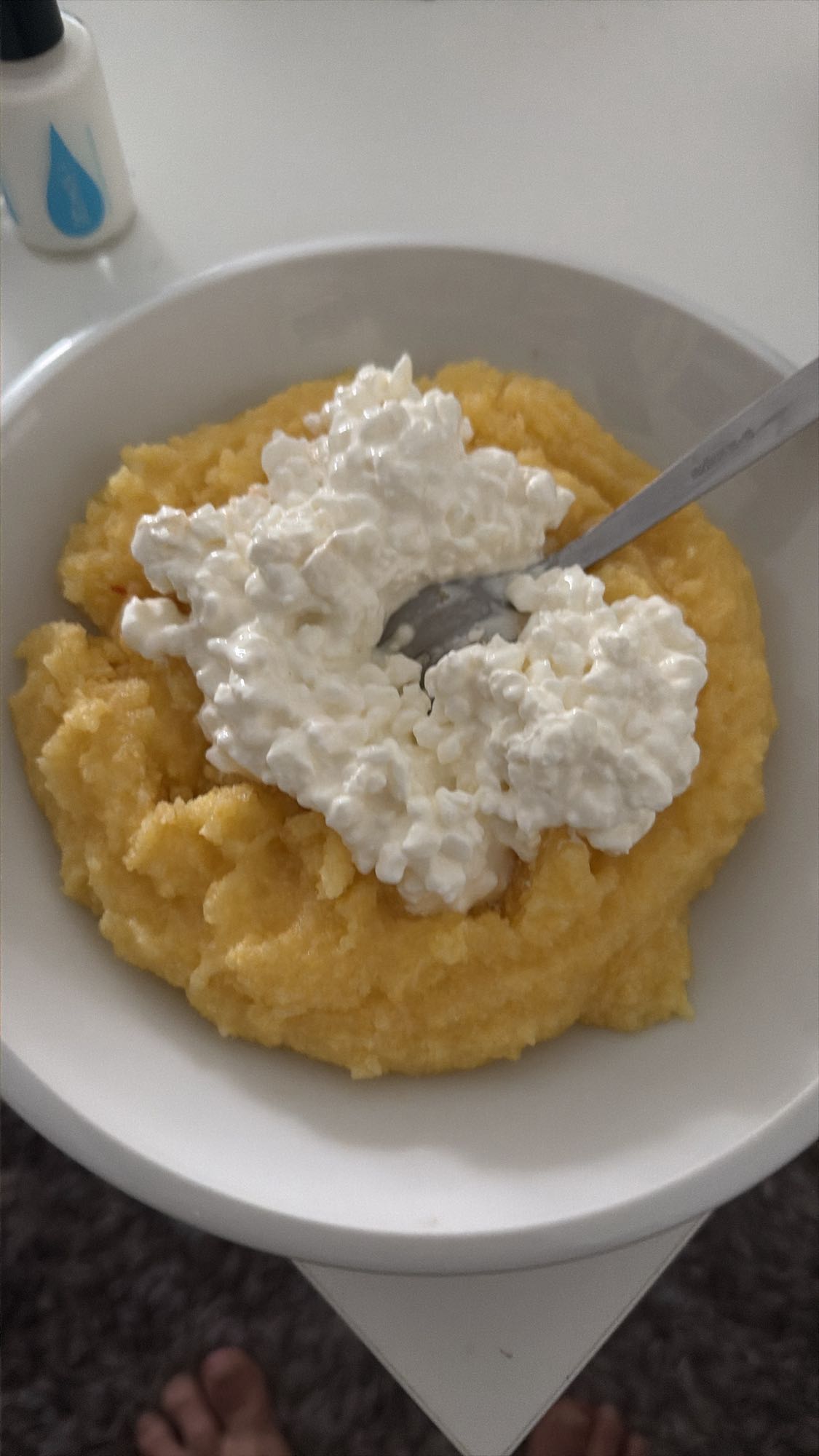 Polenta mit Hüttenkäse