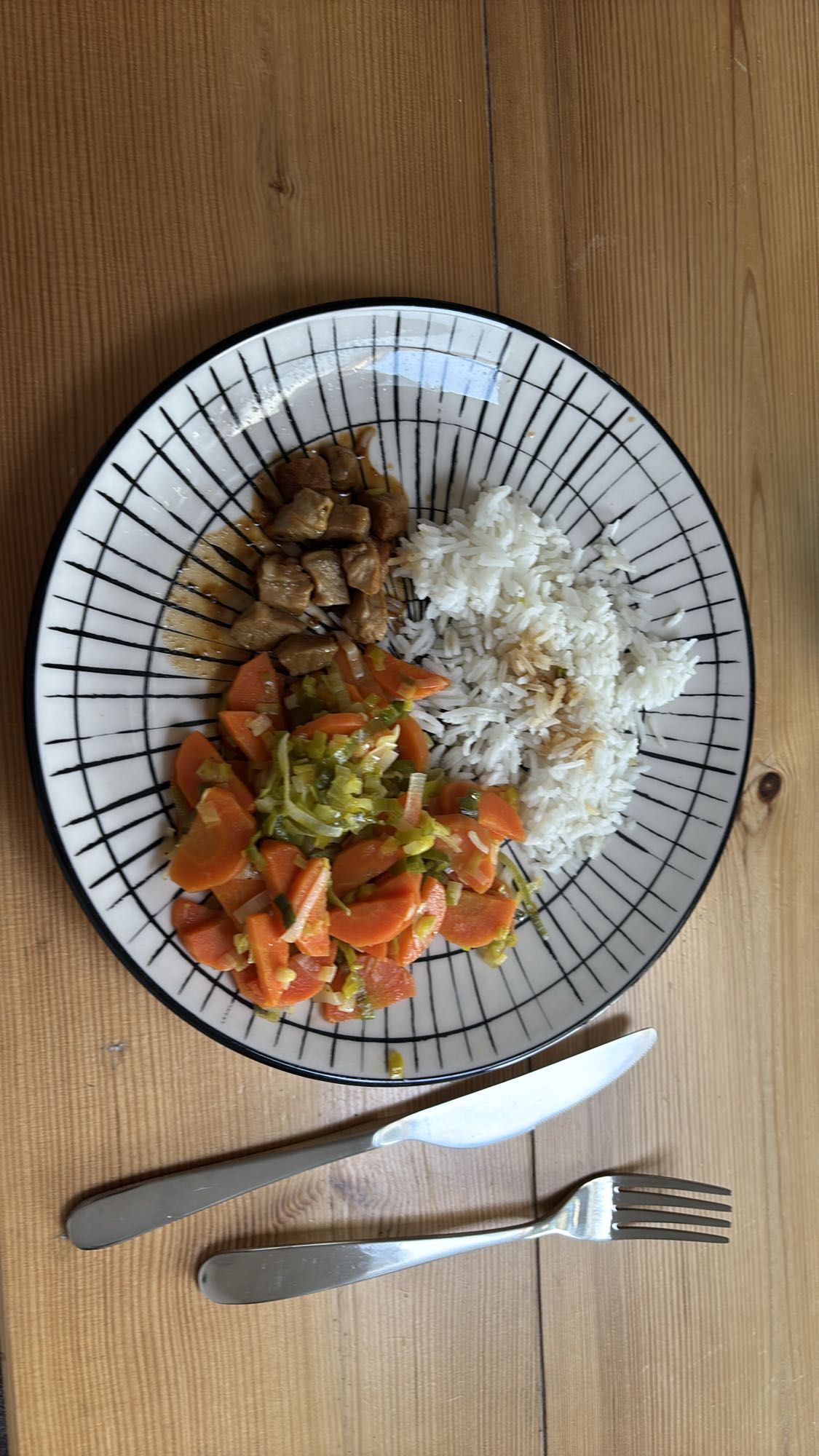 Riz porc et légumes