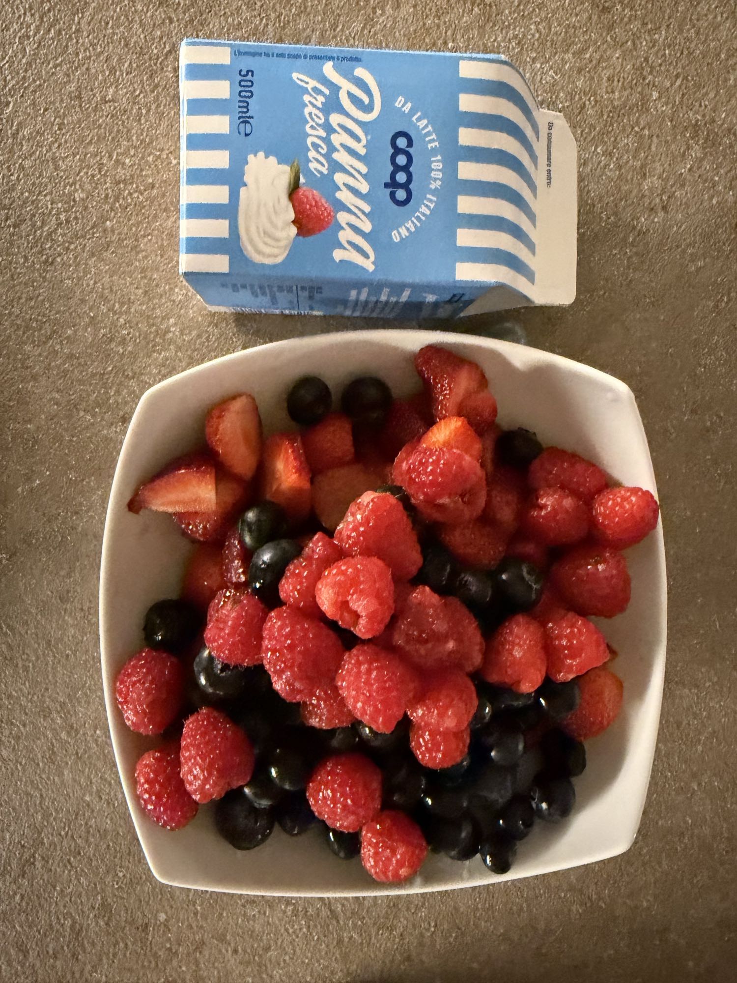 Frutti di bosco e panna