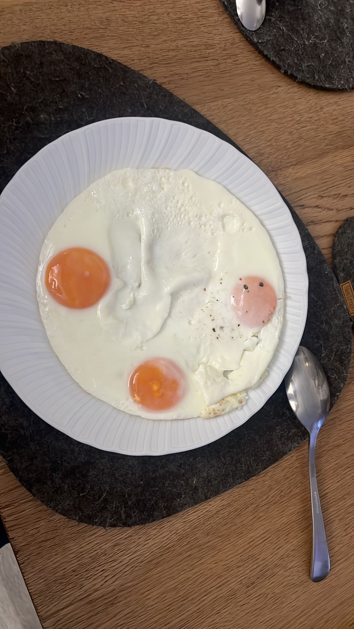 Uova al tegamino