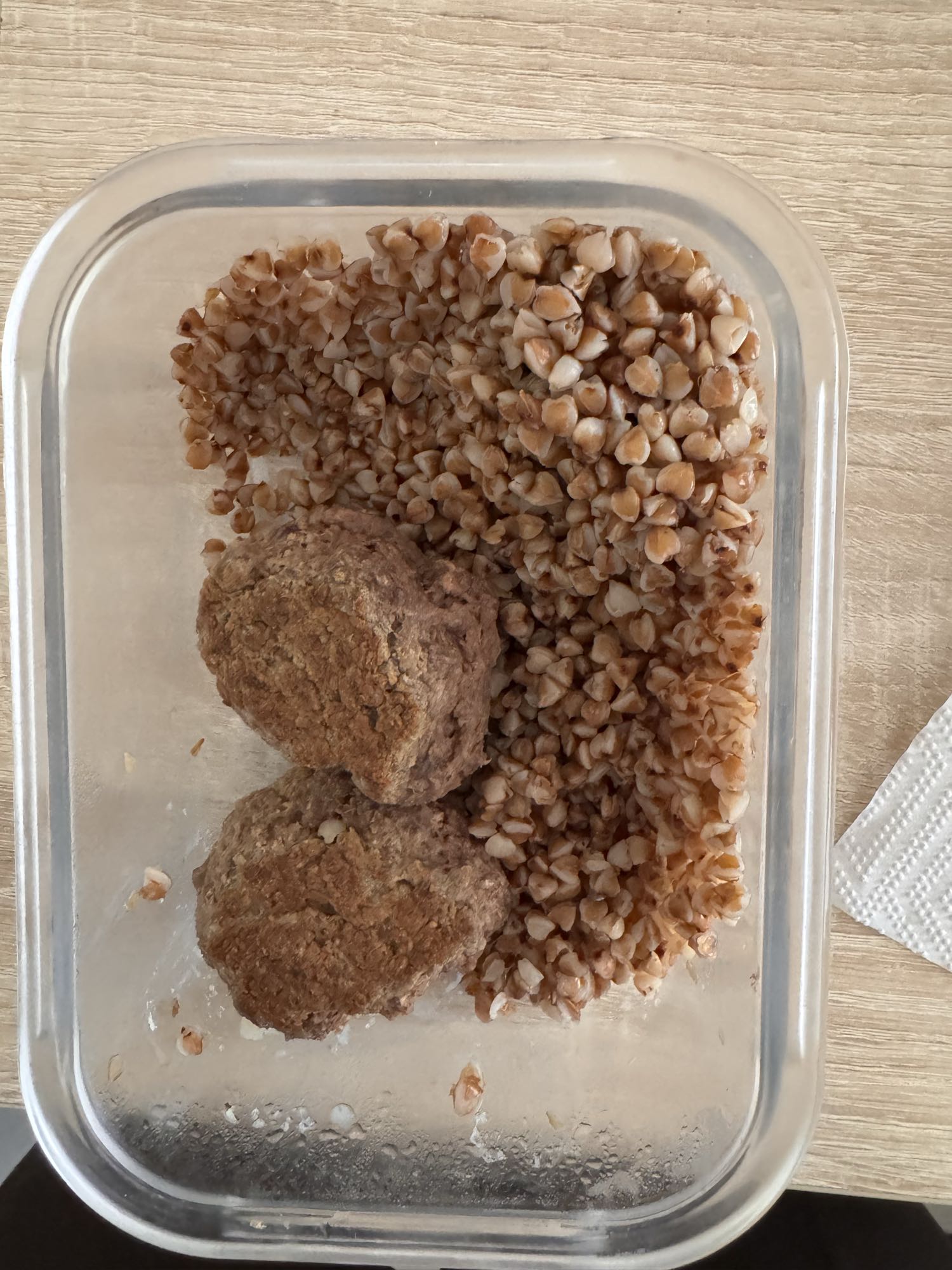 Гречка с котлетами