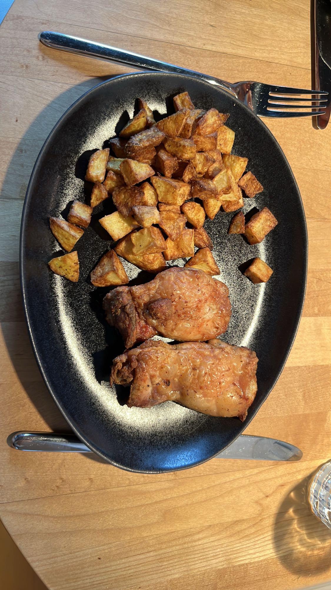 Hähnchen mit Bratkartoffeln