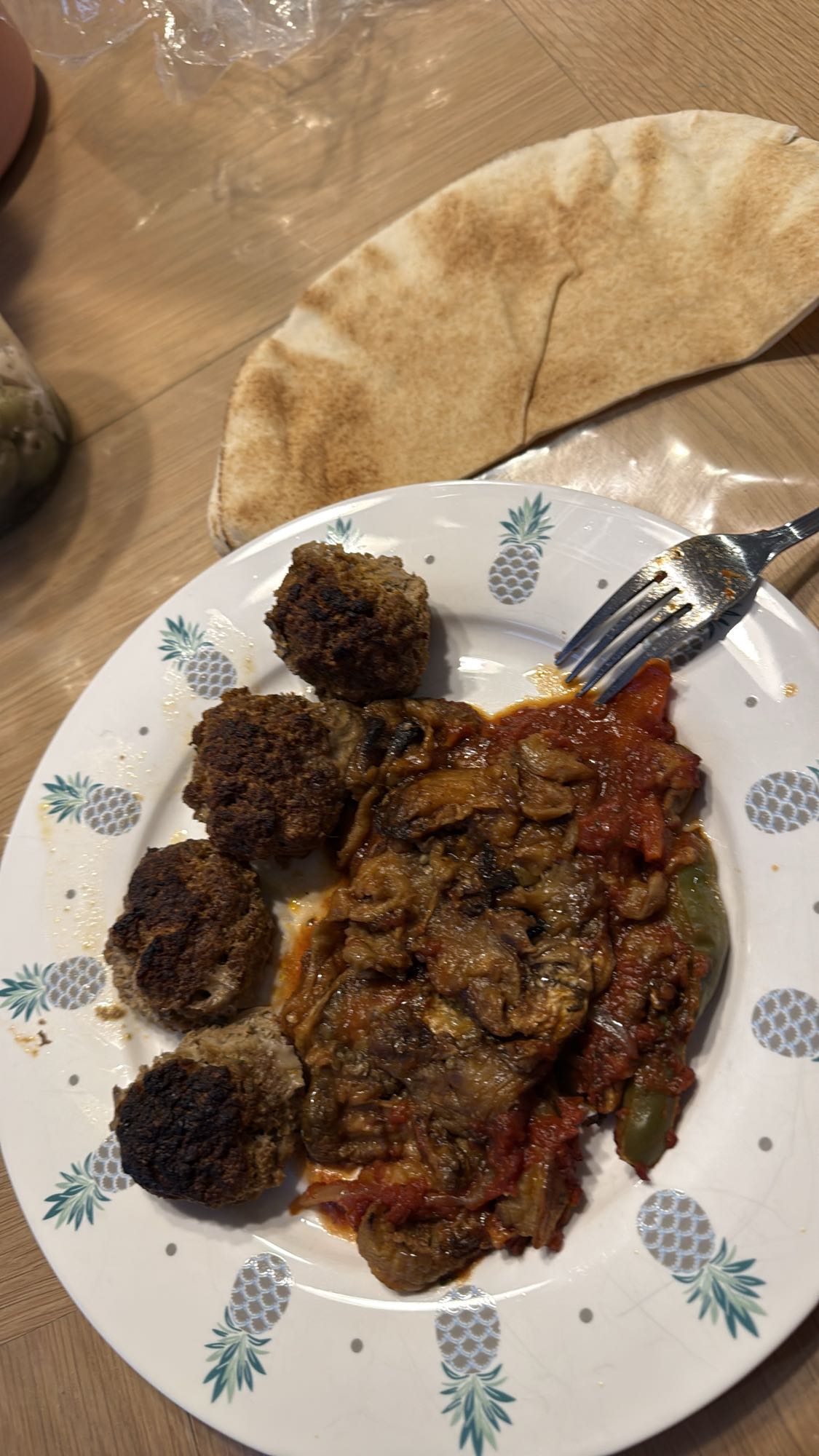 Kofta with pita