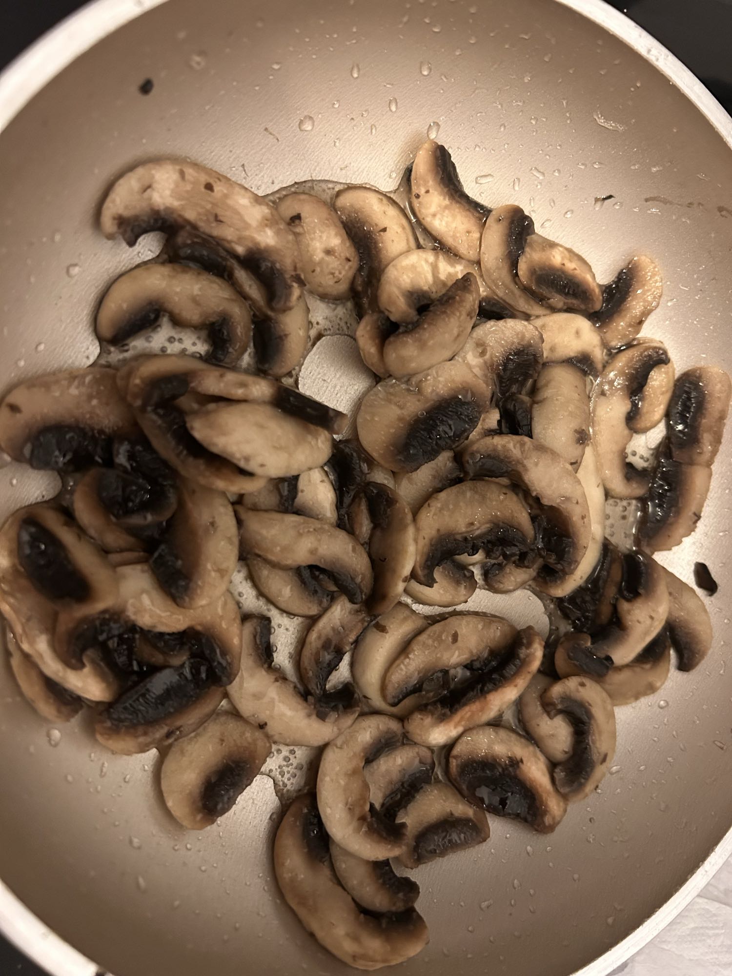 Champignons sautés