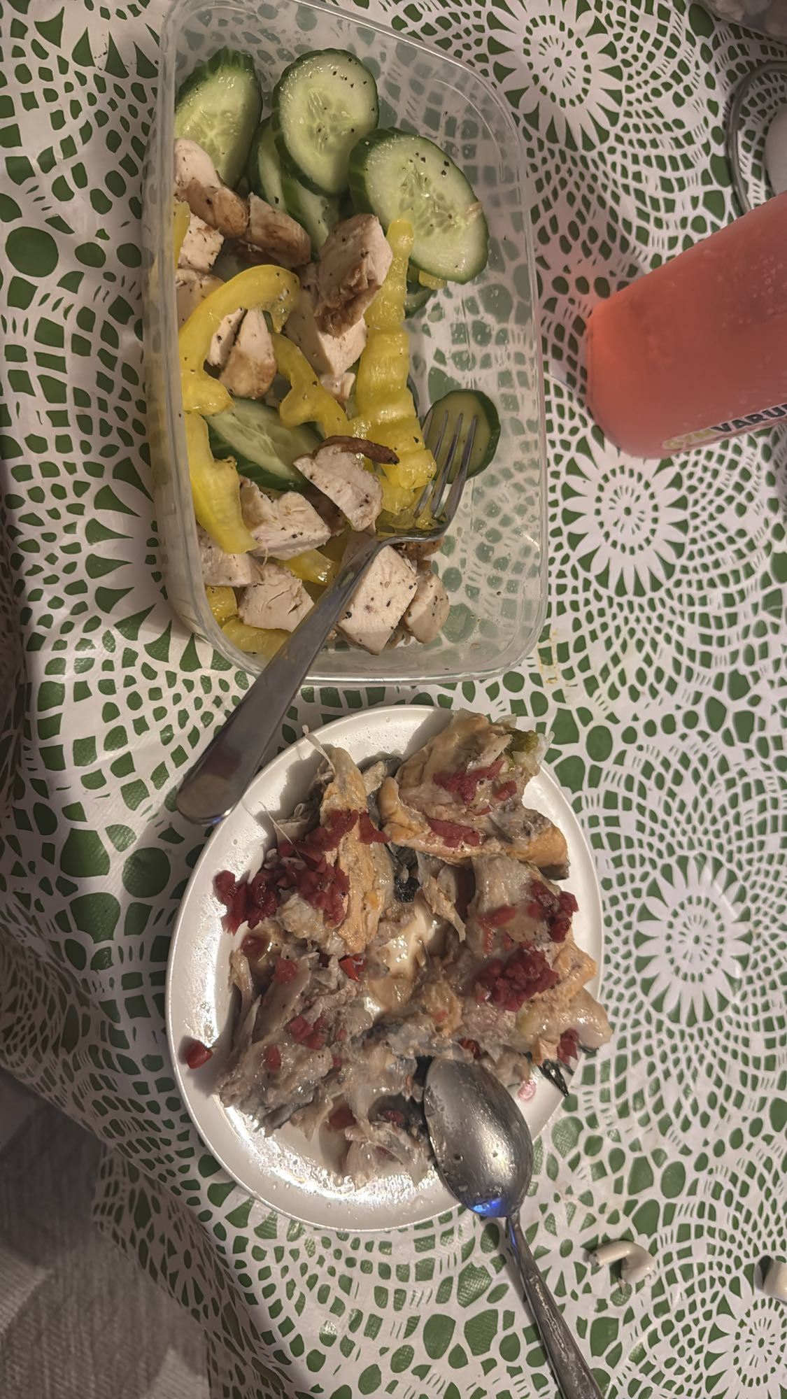 Kyckling och fisktallrik