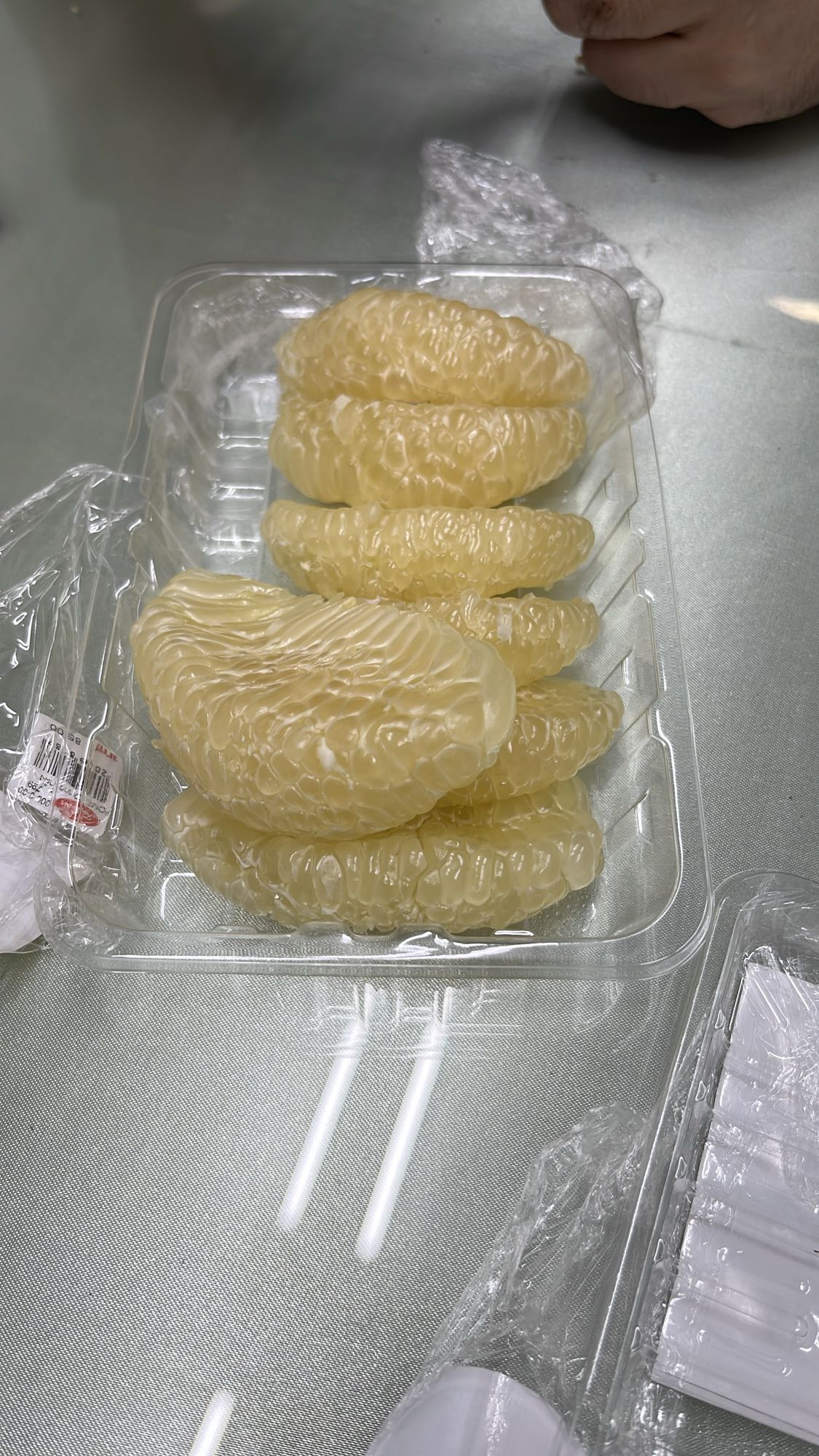 pomelo sbucciato