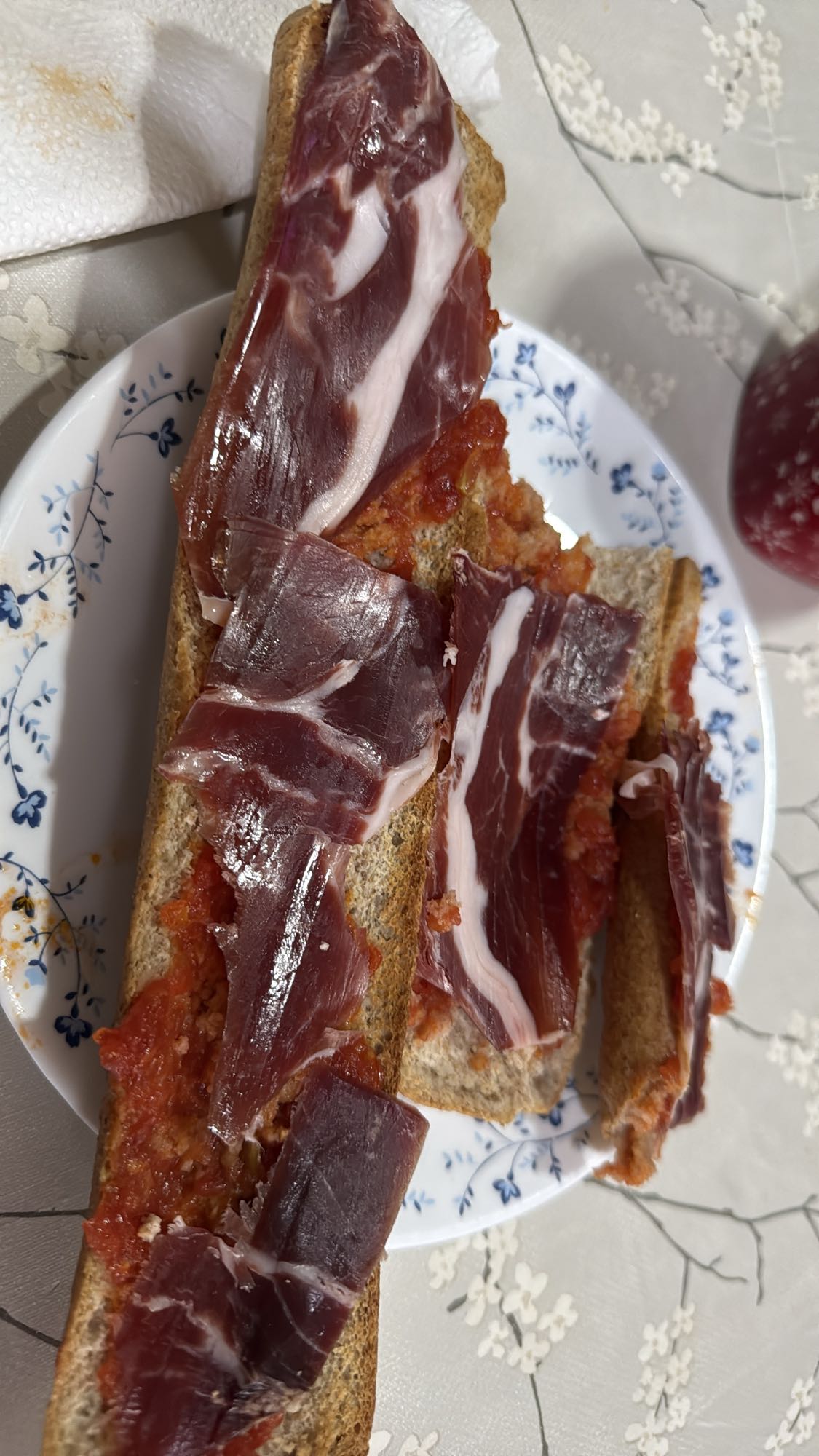 tostada con jamón