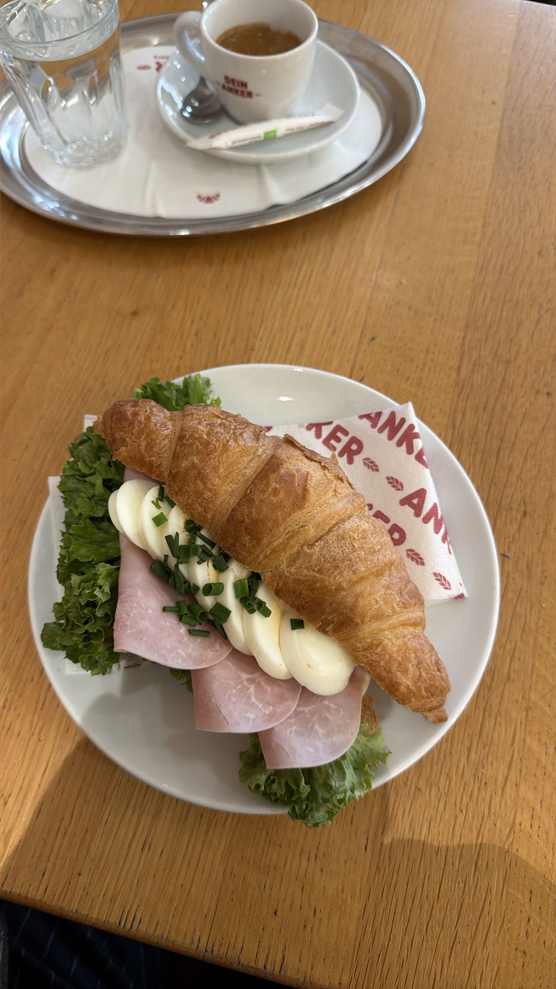 Croissant mit Schinken
