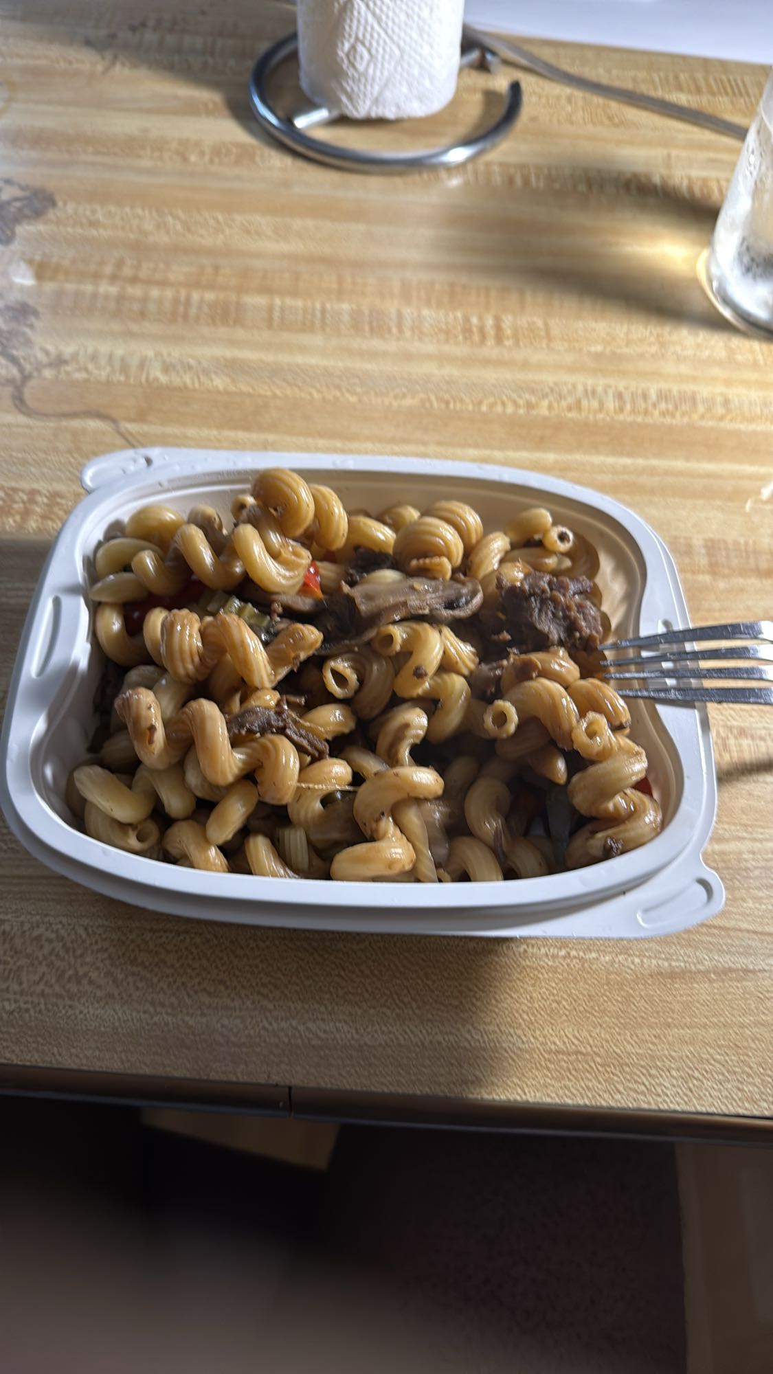 Pâtes au bœuf et légumes