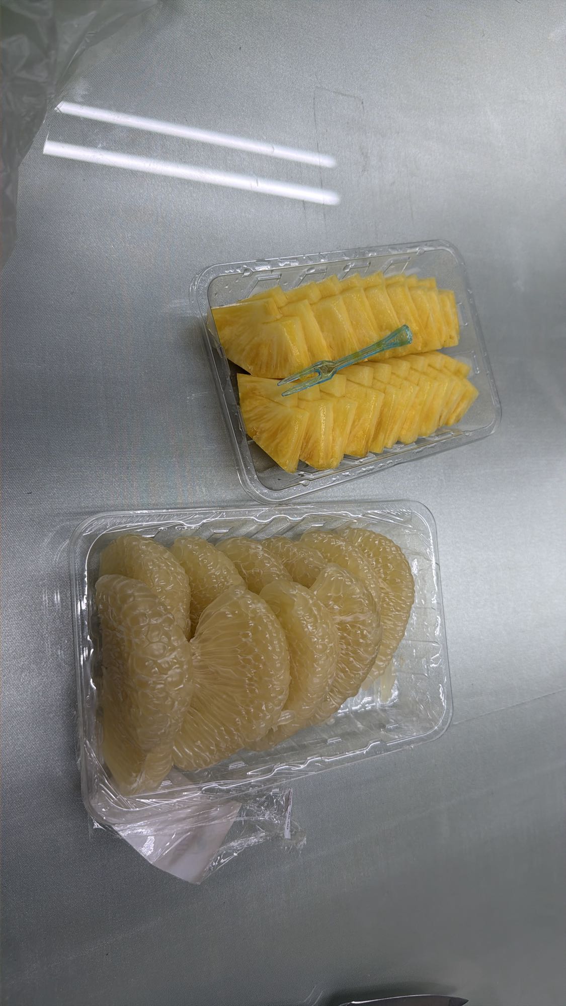 Ananas e pomelo