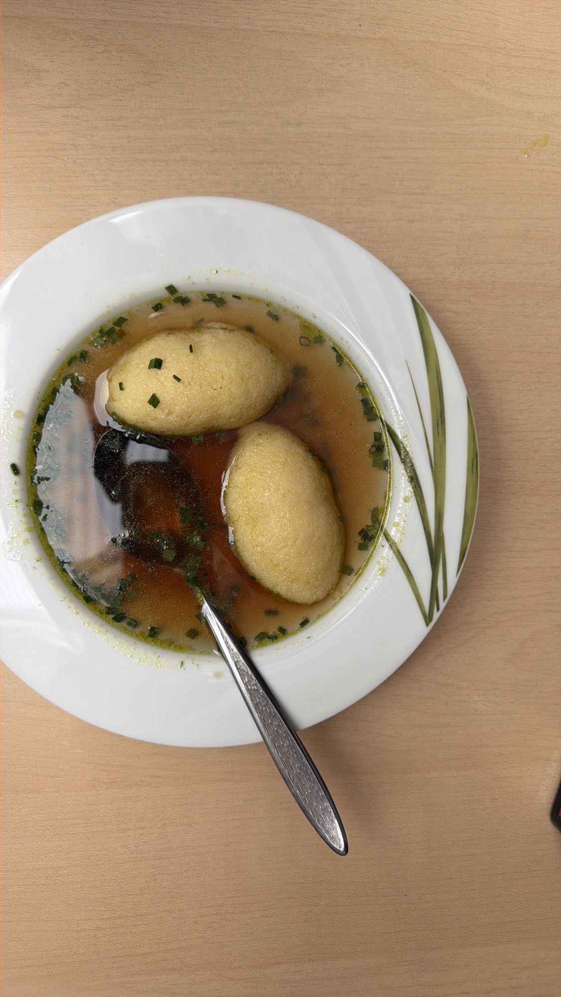 Grießknödelsuppe