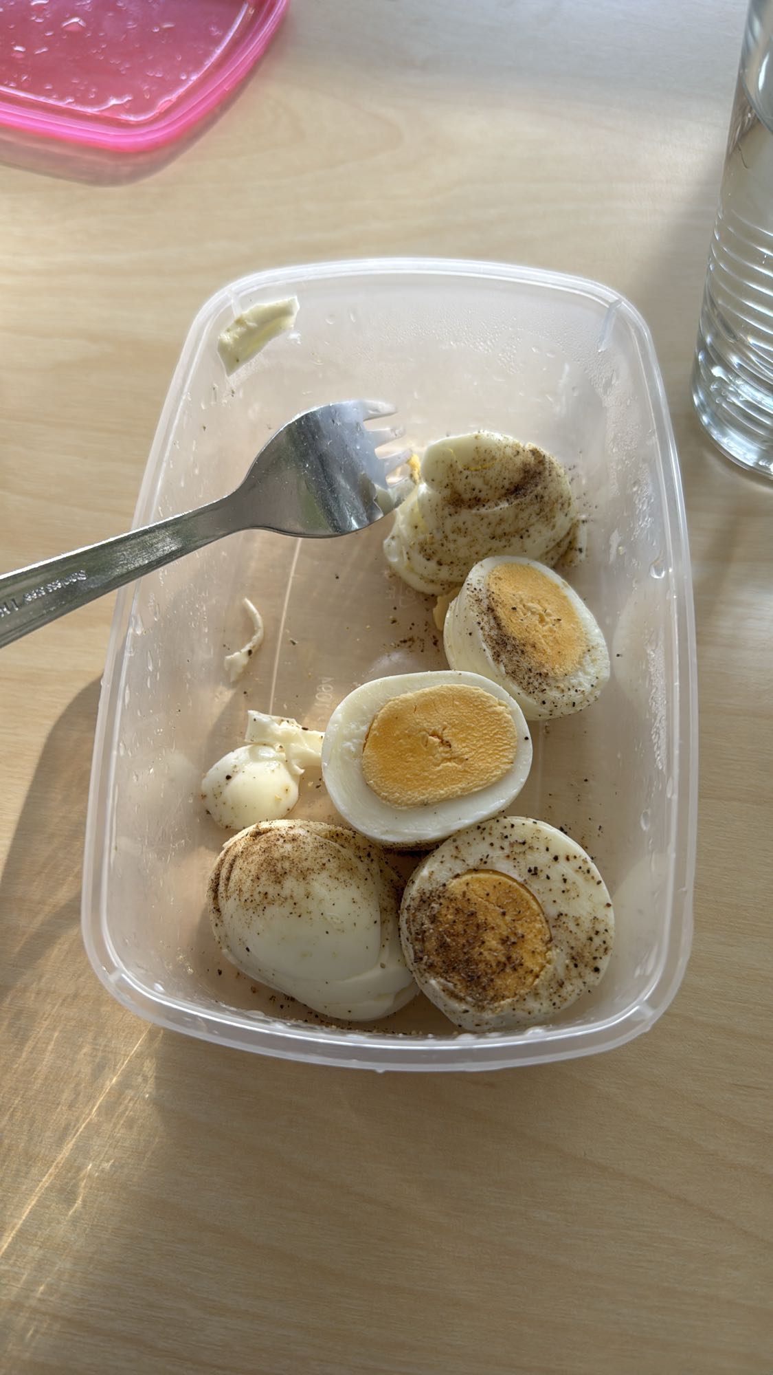 Kokte egg med majones