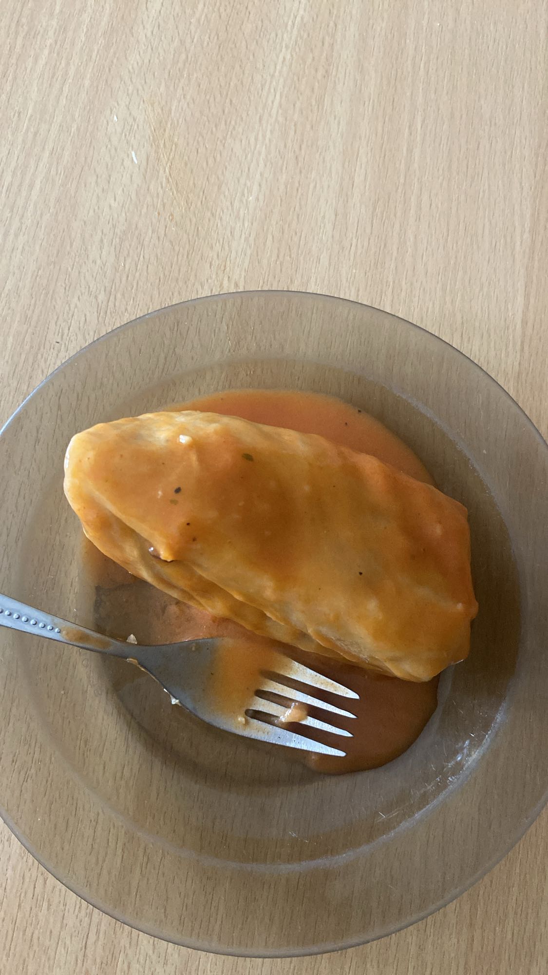 Gołąbek w sosie pomidorowym