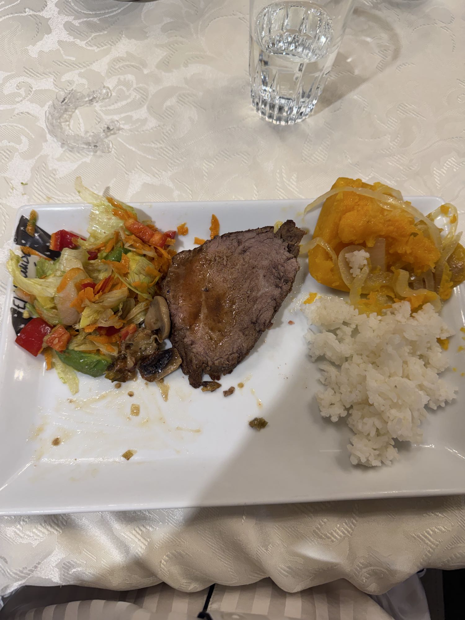 carne con arroz y zapallo