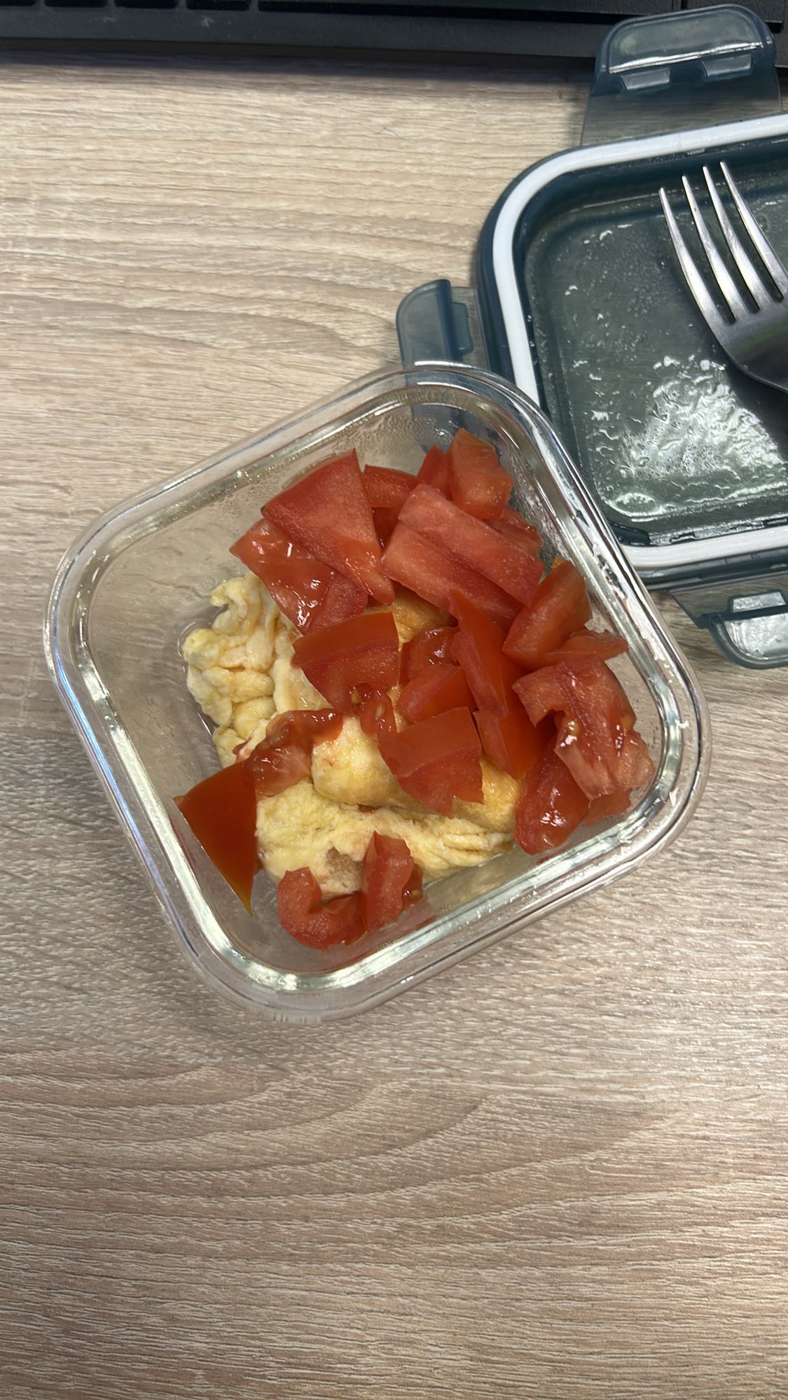 Omletă cu roșii