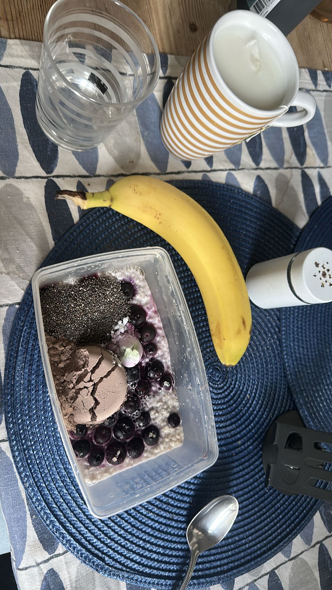 Gröt med banan och bär