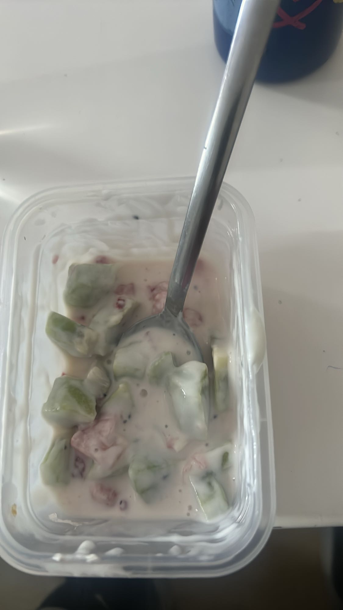 Joghurt mit Obst