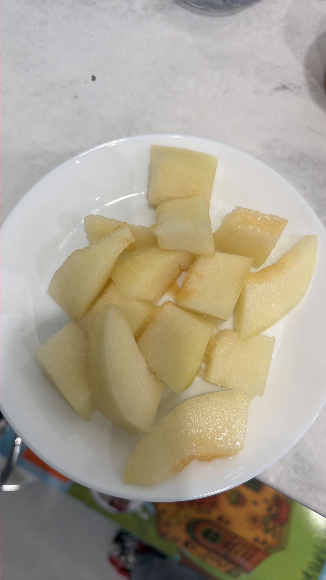 Дыня кусочками
