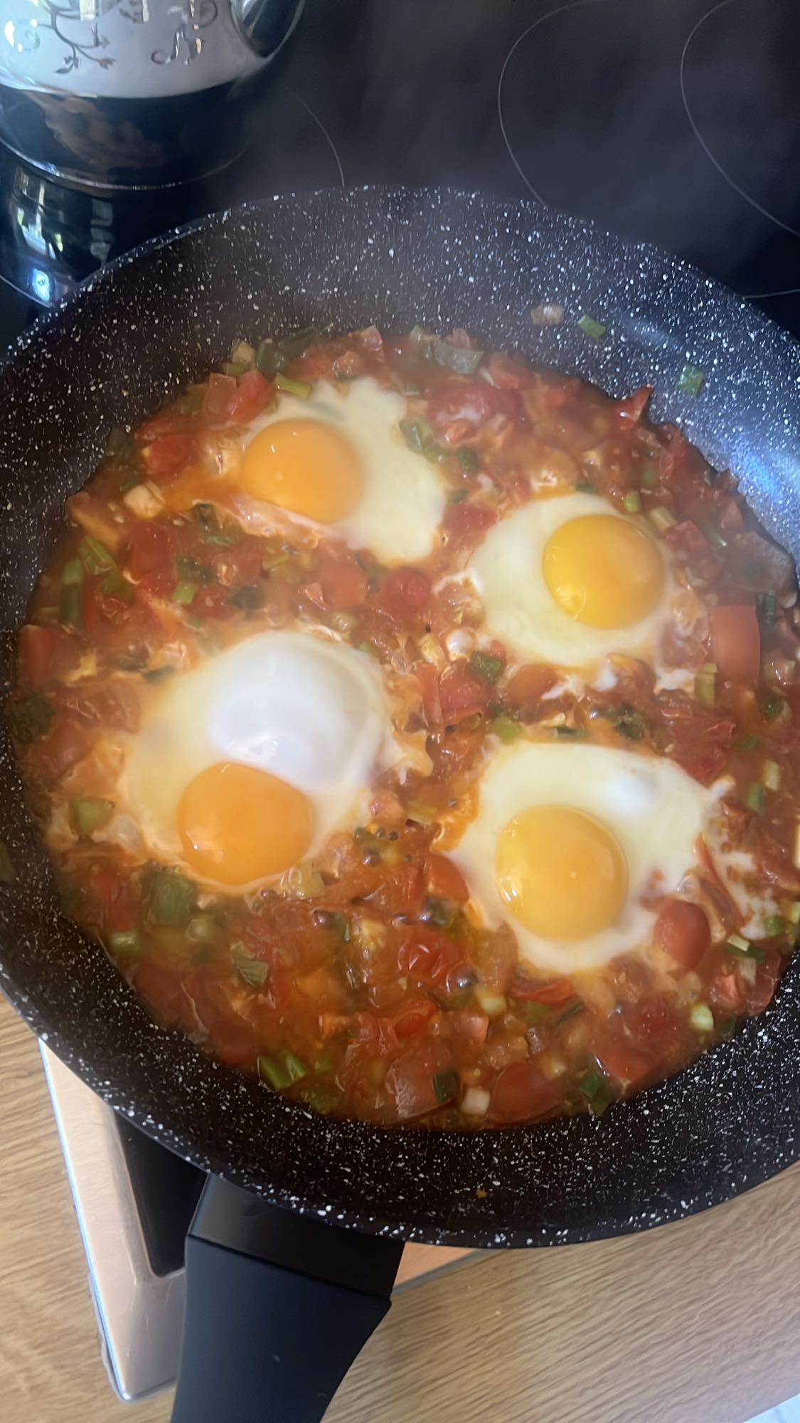 Schakschuka mit Eiern