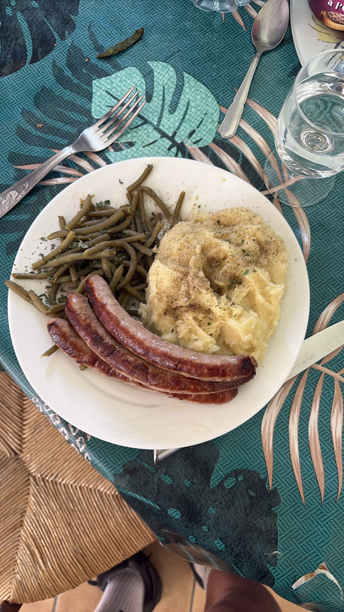 Saucisses purée haricots