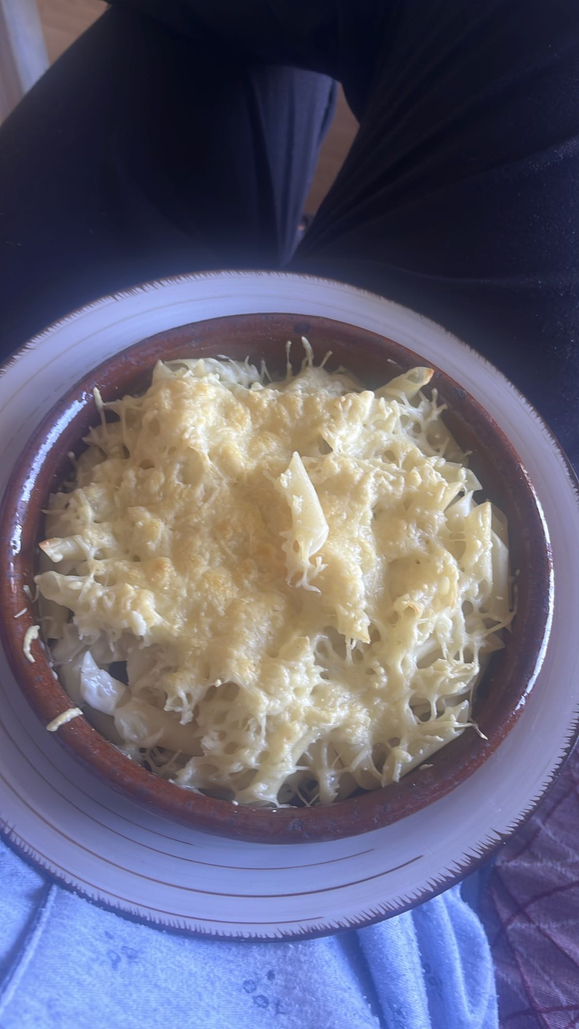 Pasta gratinada con queso
