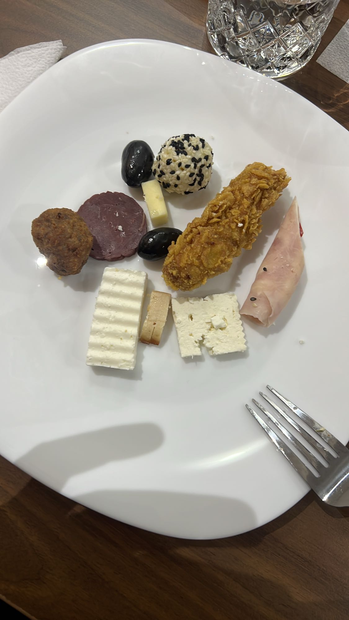 Platou mixt aperitiv