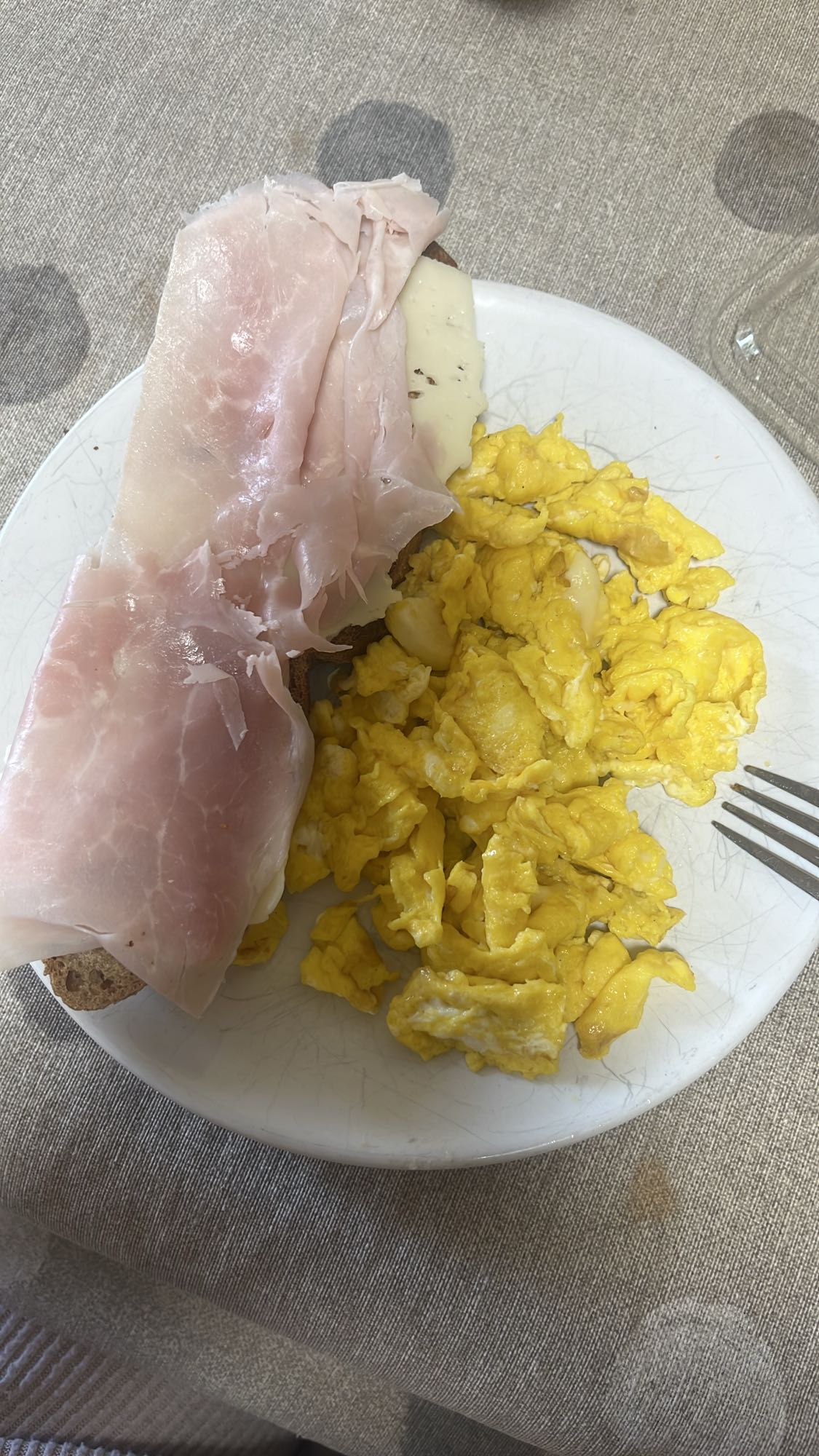 tostada con huevos