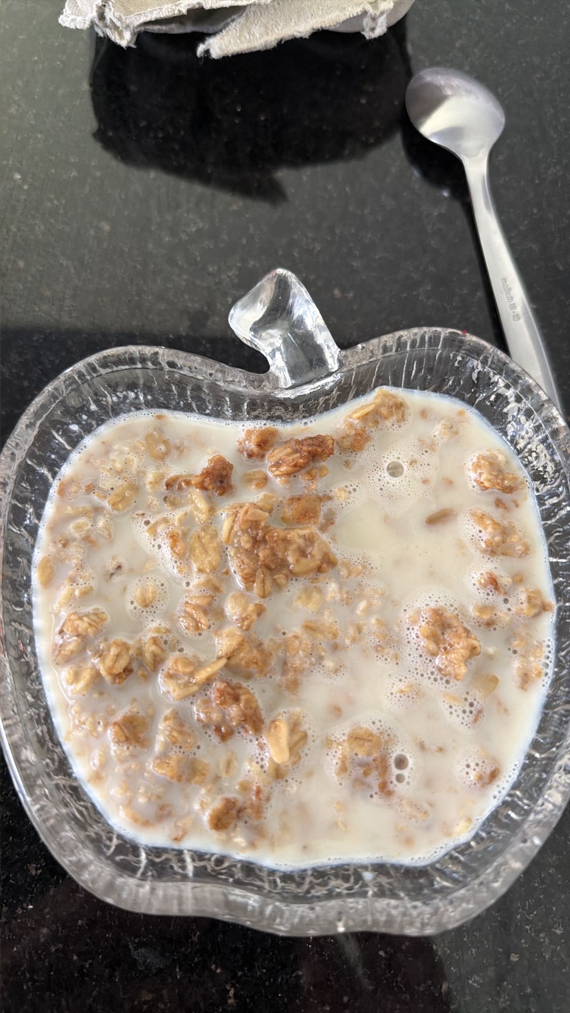Müsli mit Milch