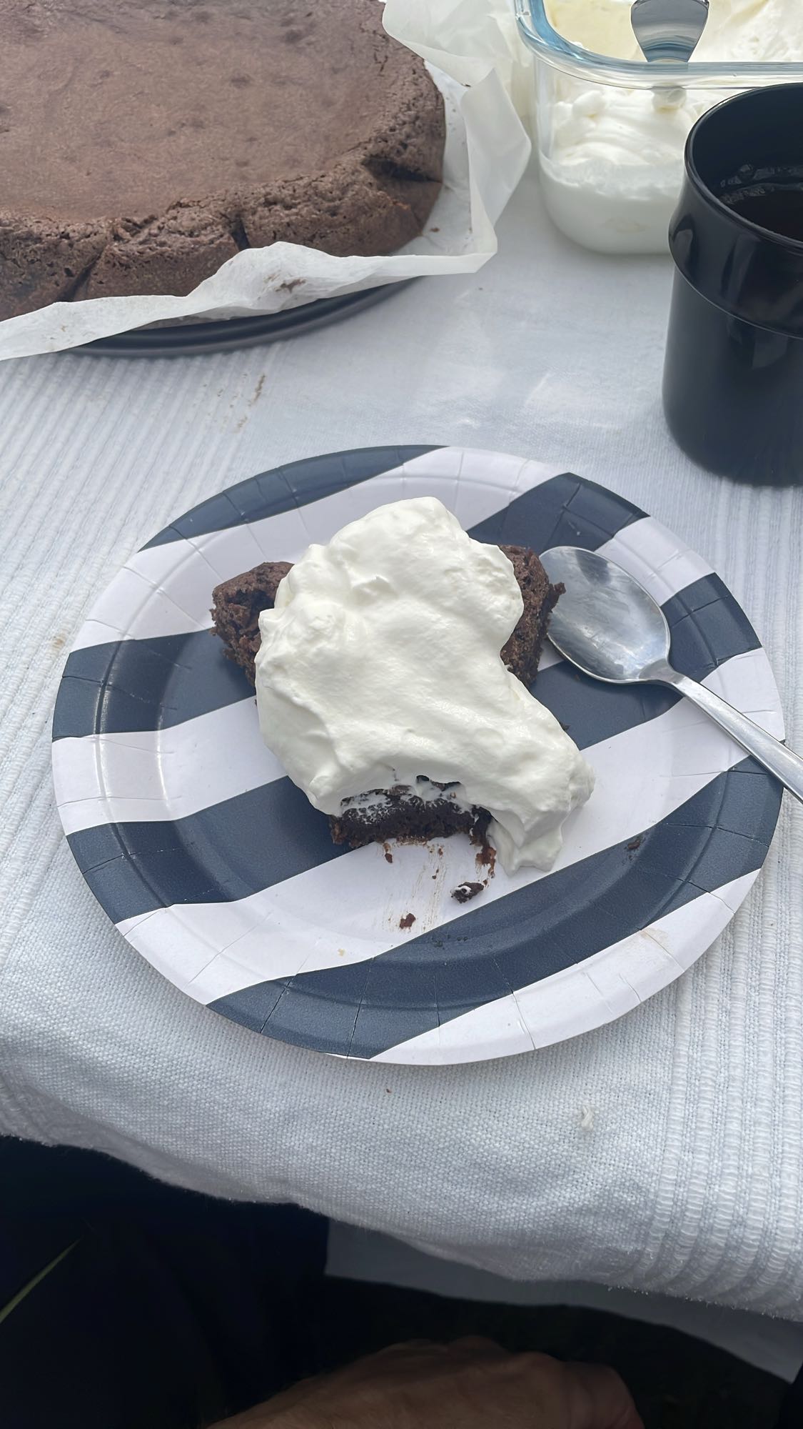 Kladdkaka med grädde