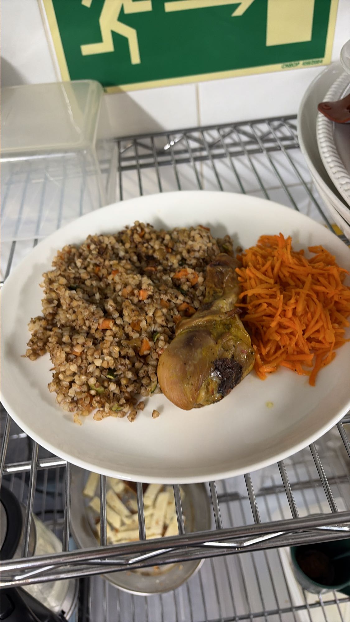 Гречка с курицей и морковью