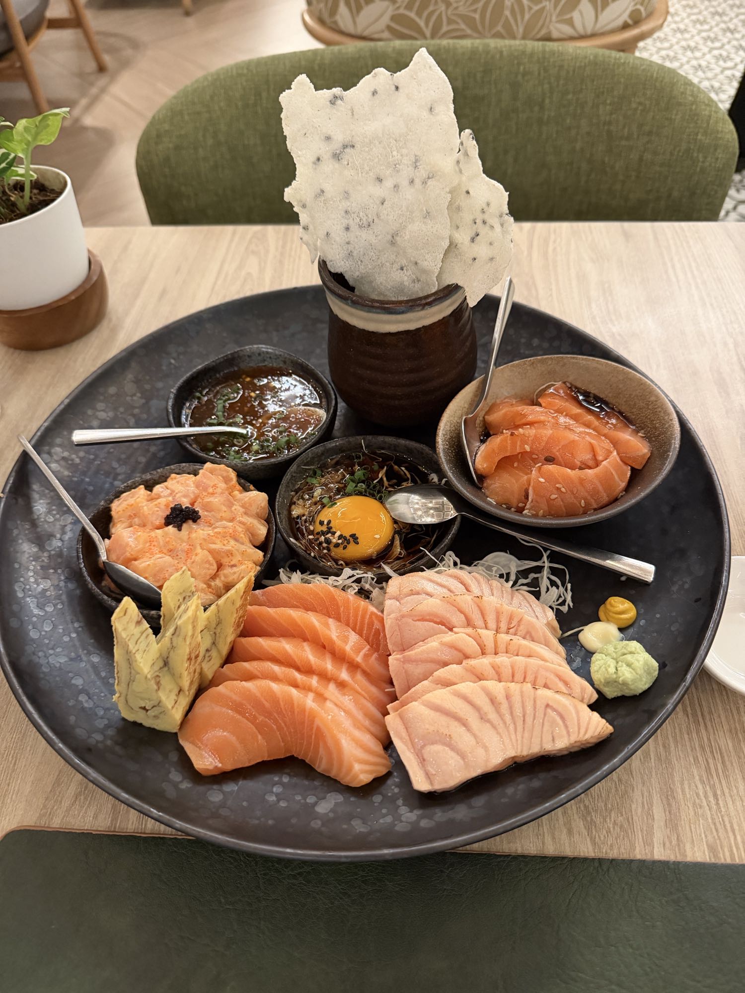 Piatto sashimi salmone