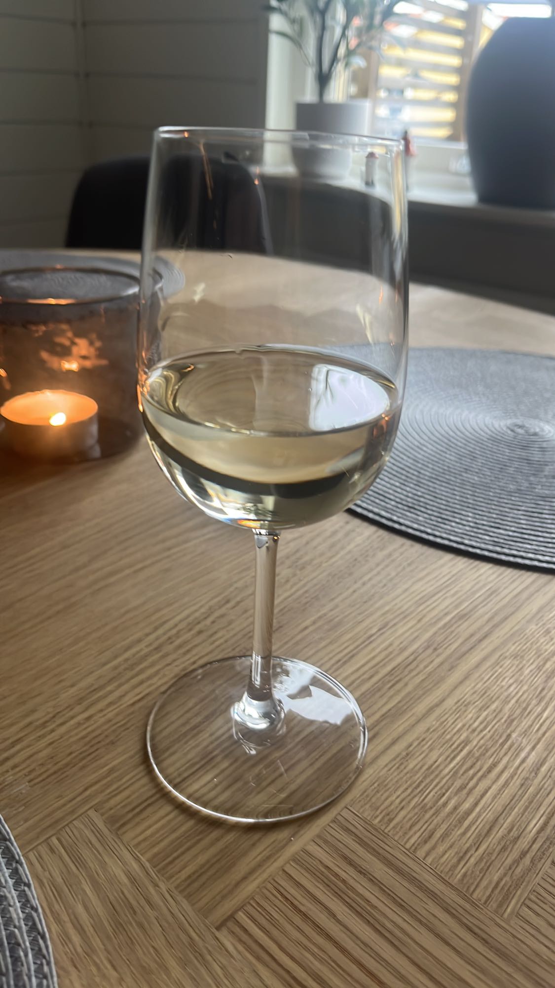 Vitt vin