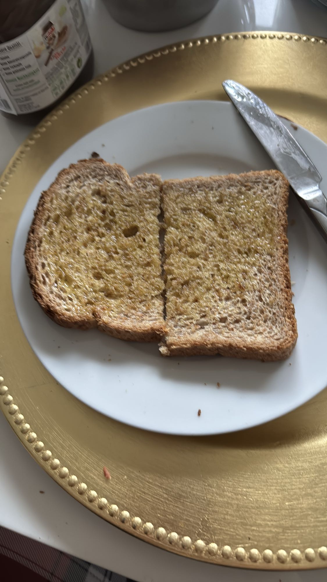 Volkorenbrood met boter