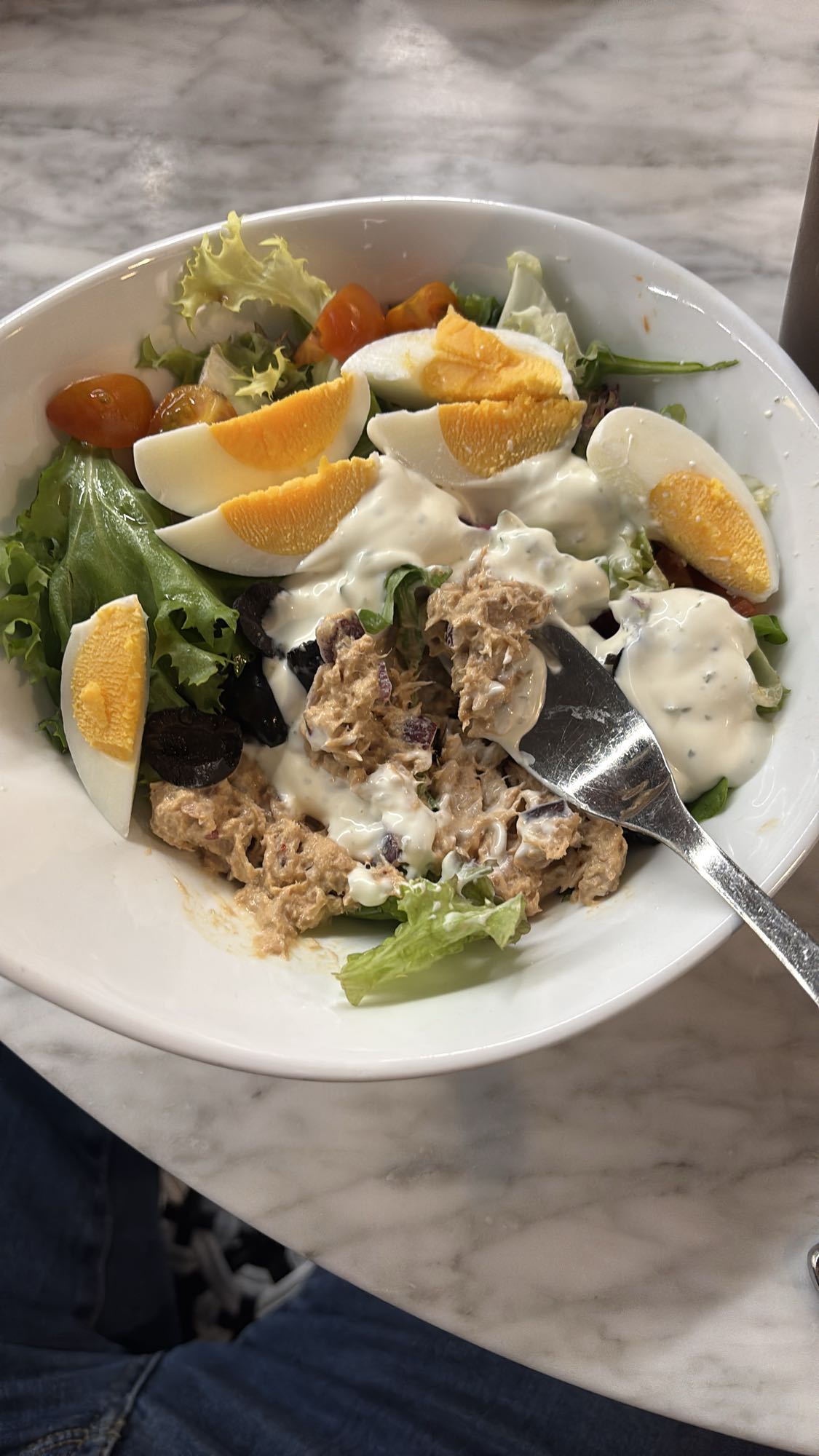 Tunfisksalat med egg