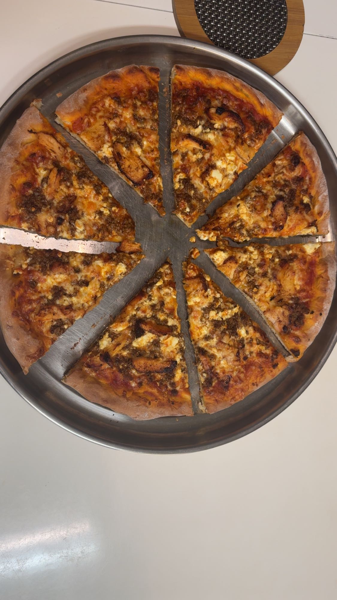 Köttfärspizza med kyckling