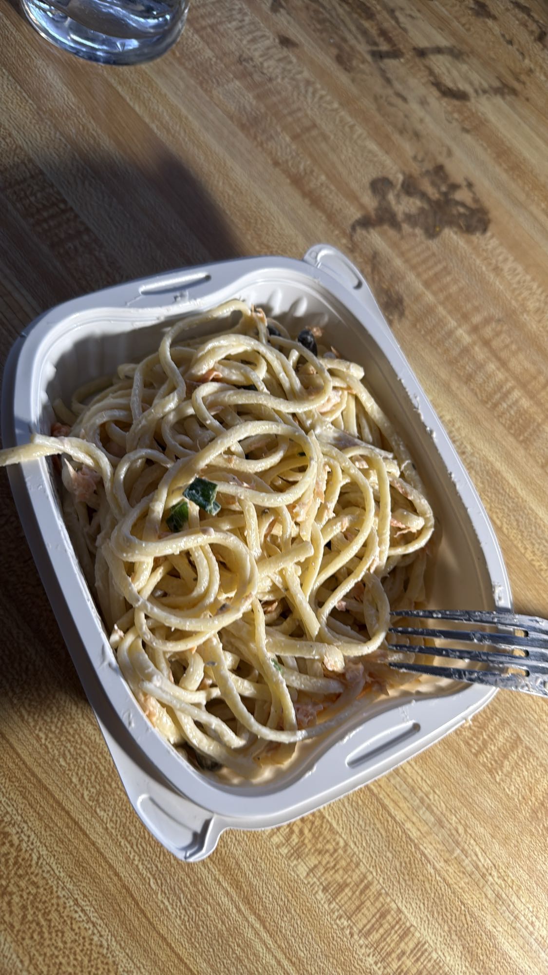 Pâtes crémeuses au saumon