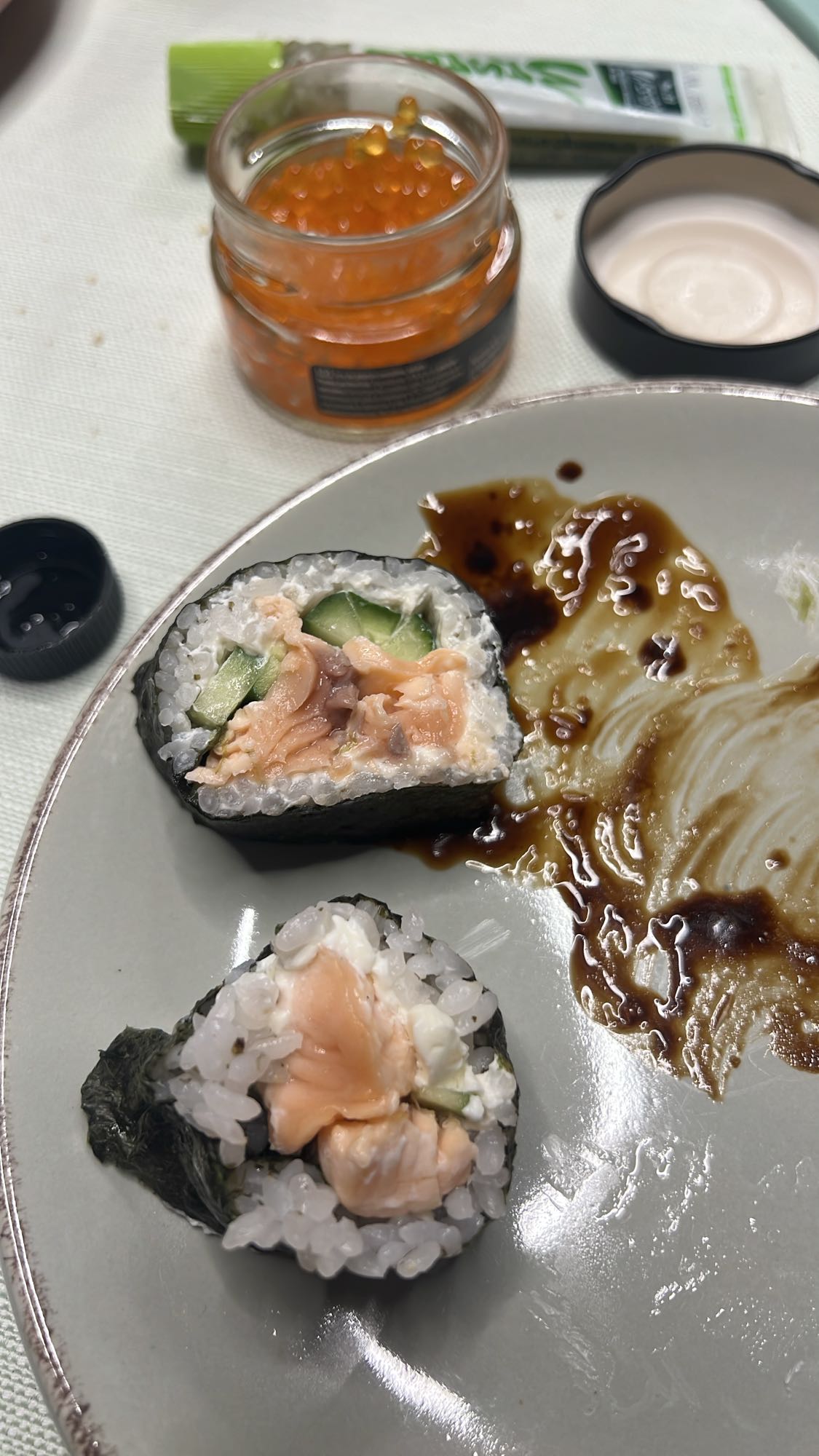 Sushi cu somon