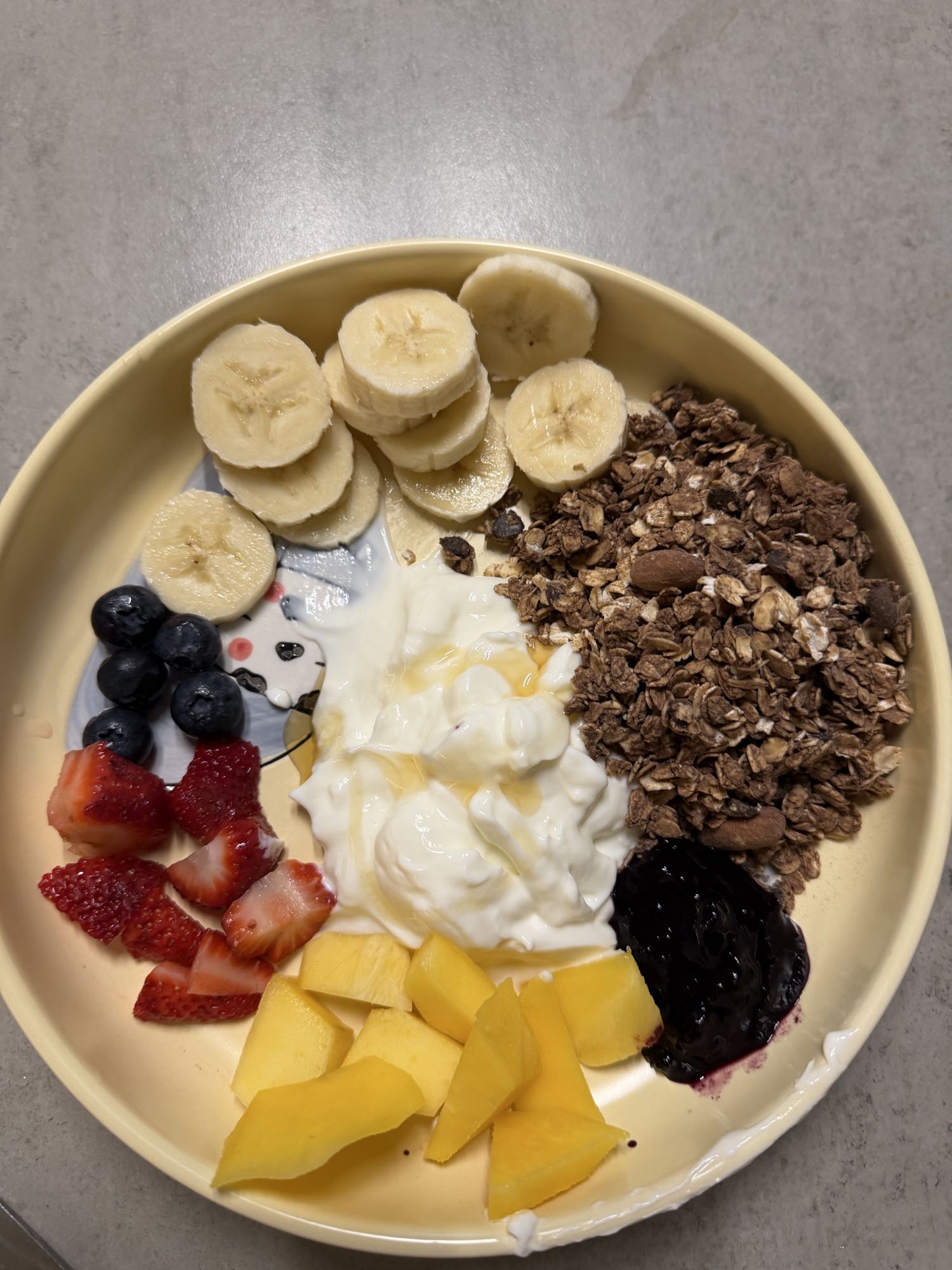 bol de yogur con fruta