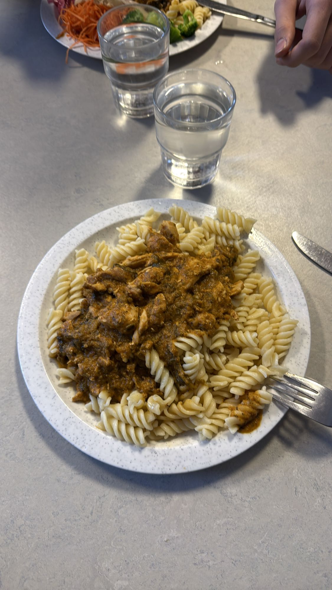 Pasta med kycklingsås