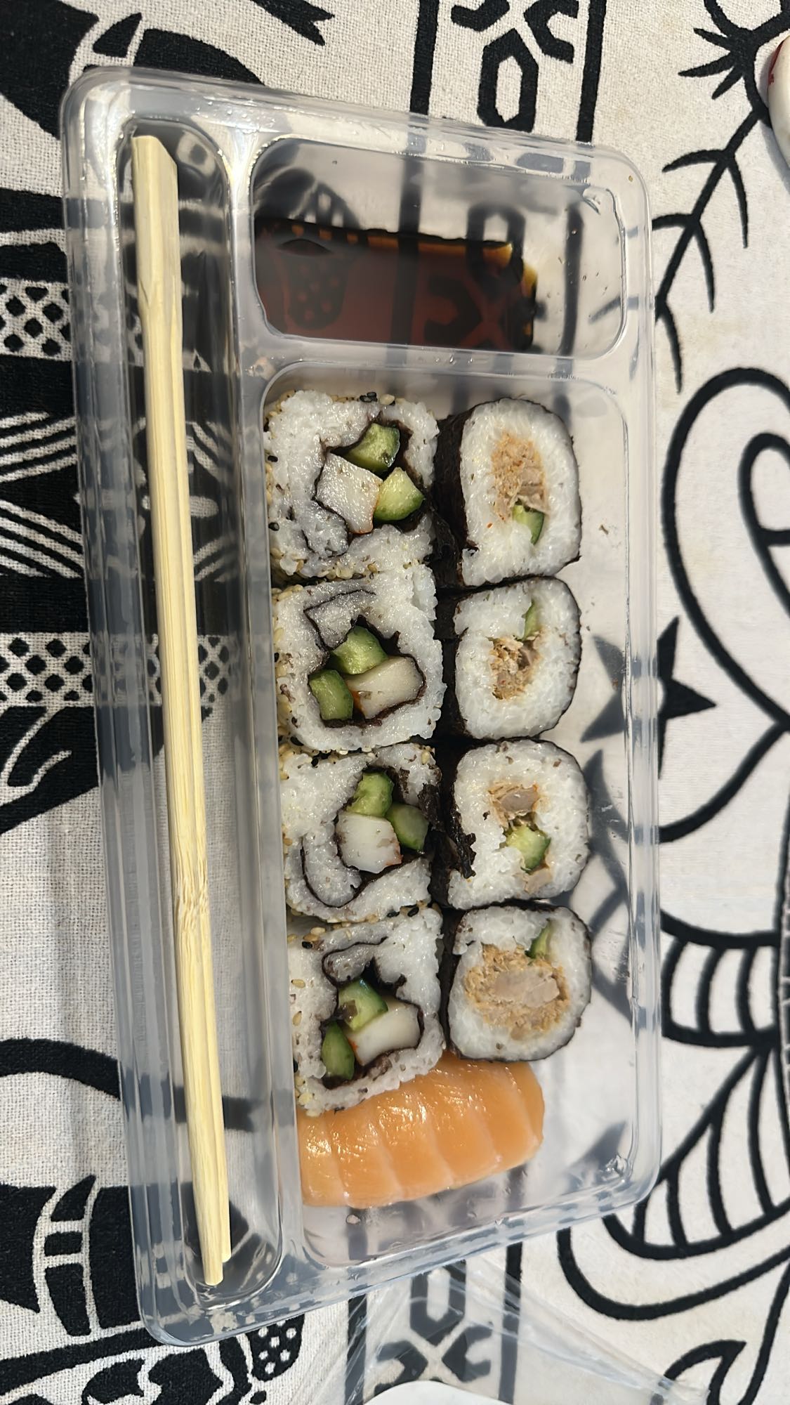 Mixed Sushi Box
