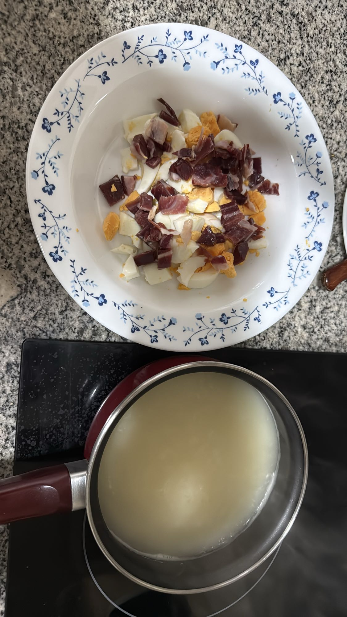 huevo con jamón