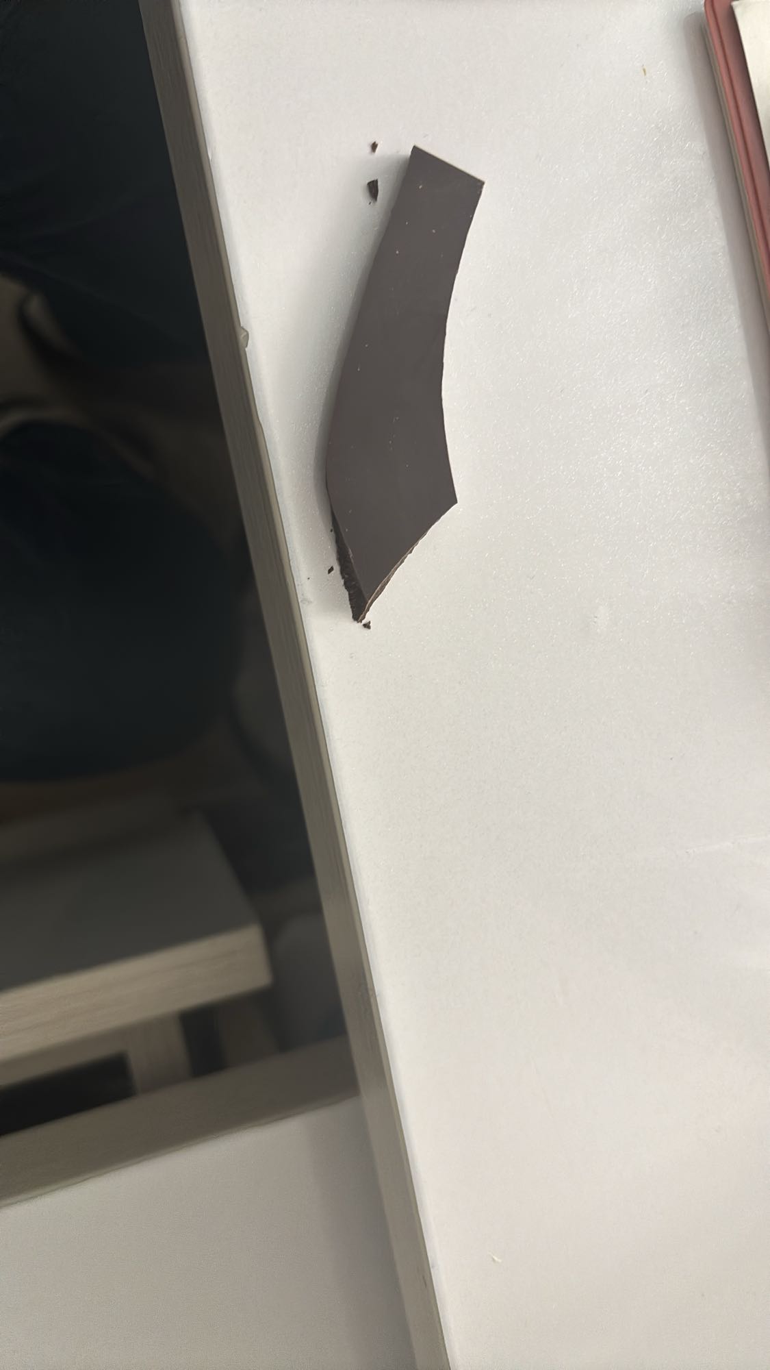 Bucată de ciocolată neagră 75% cu stevia