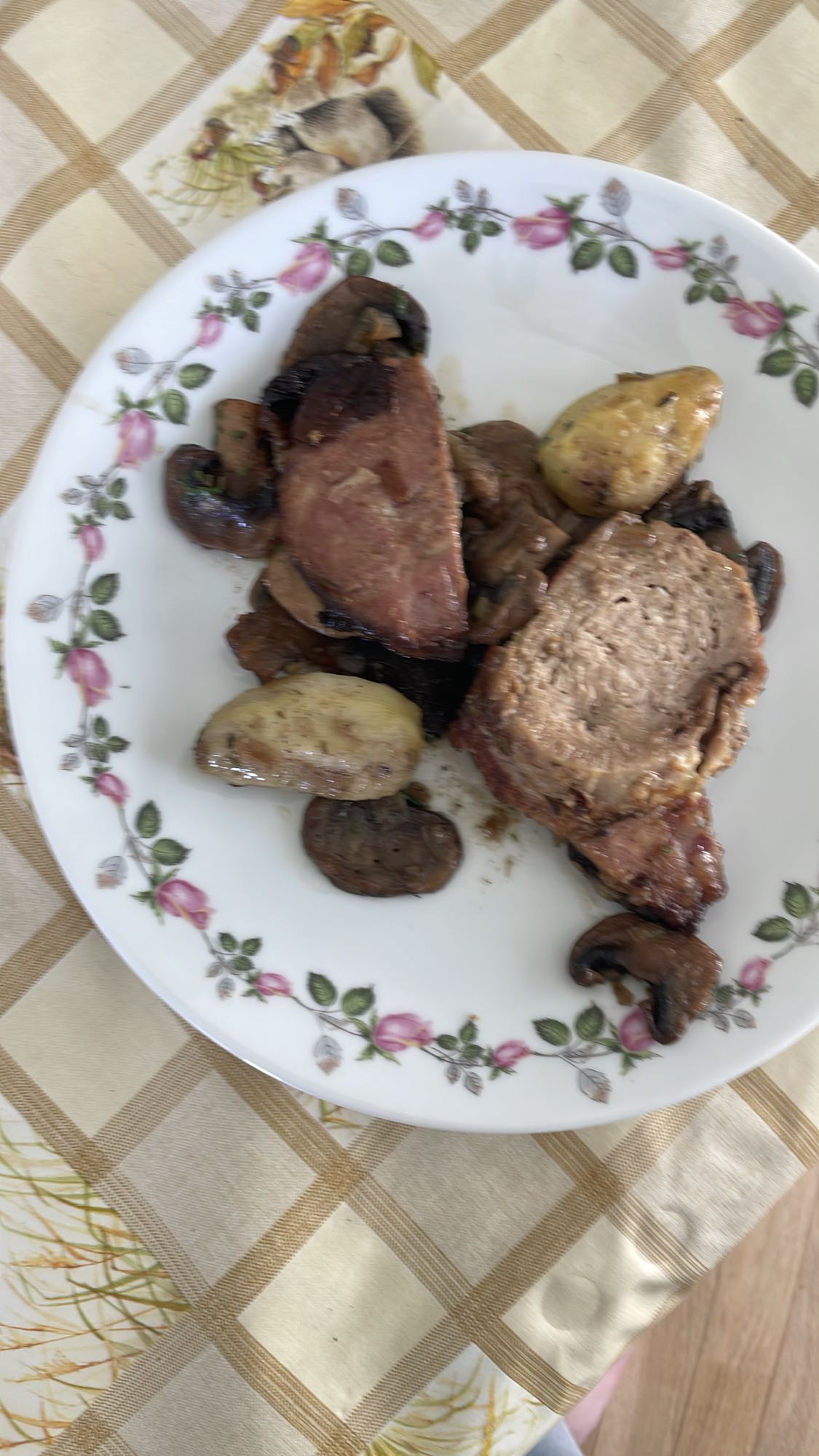 Roast Pork with Mushrooms