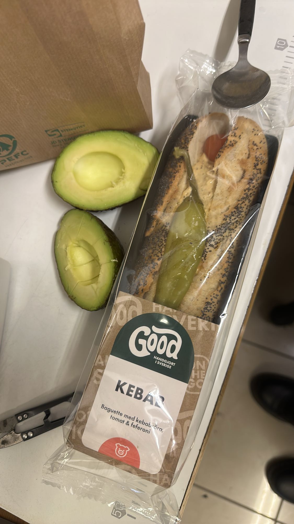 Kebabbaguette med avokado