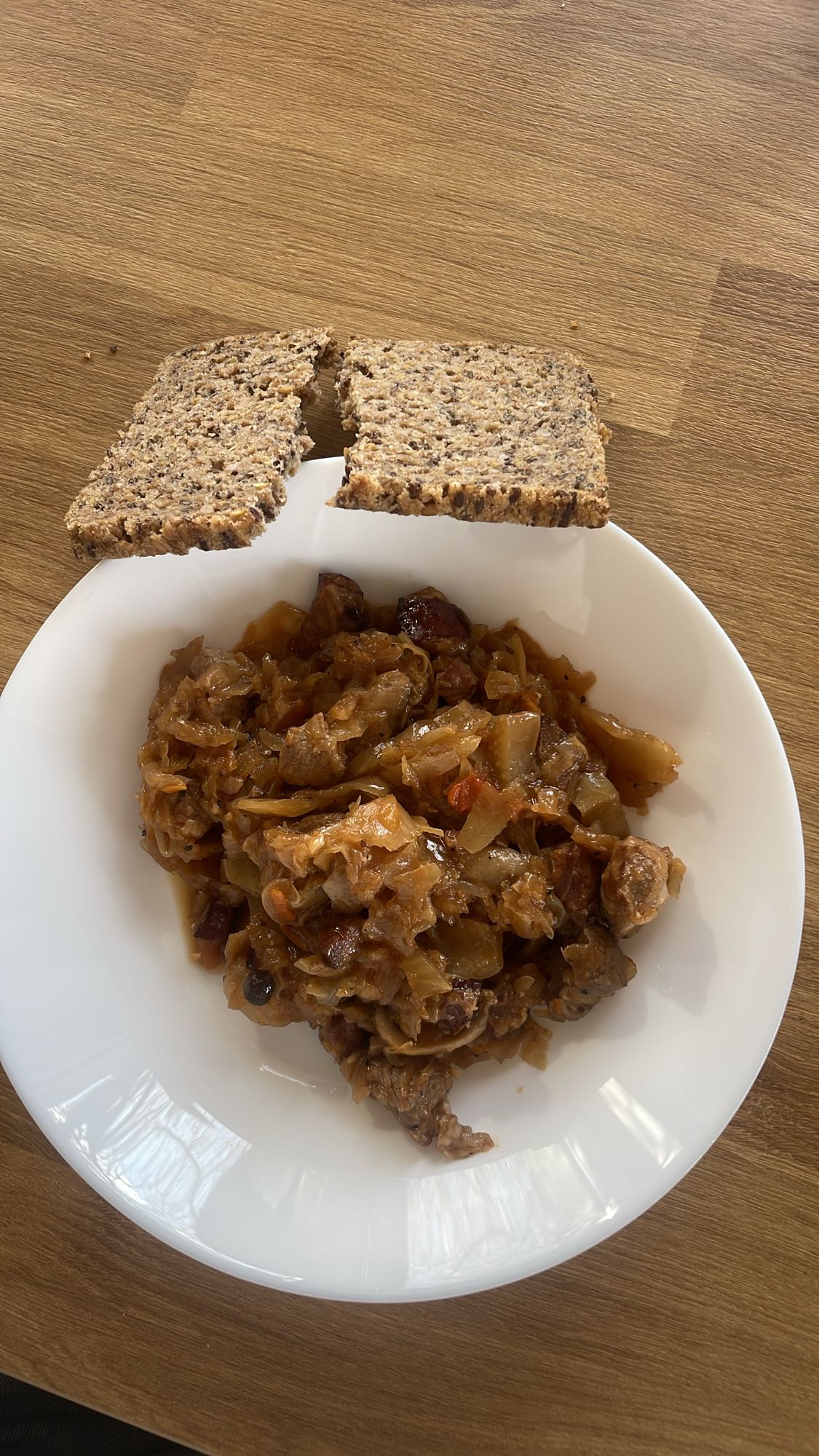 Bigos z chlebem